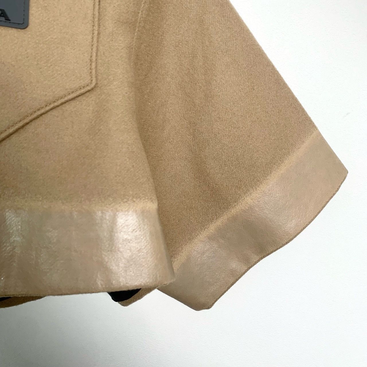 Prada 008425 Prada Logo Bow Detail Short Jacket Size XS / US 0-2 / IT 36-38 - 4 Thumbnail