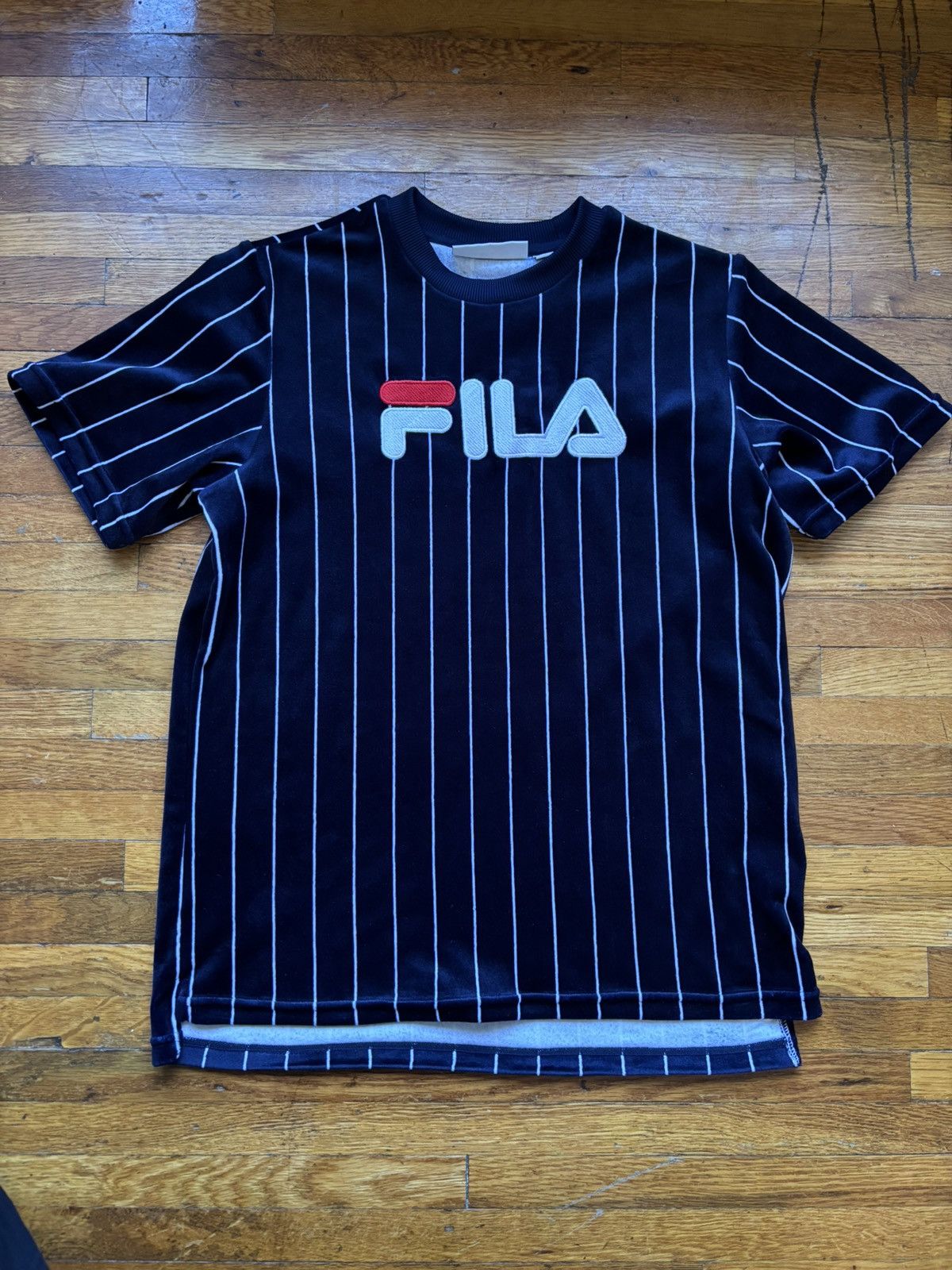 Fila Fila pinstripe velvet velour shirt Size US XS / EU 42 / 0 - 1 Thumbnail