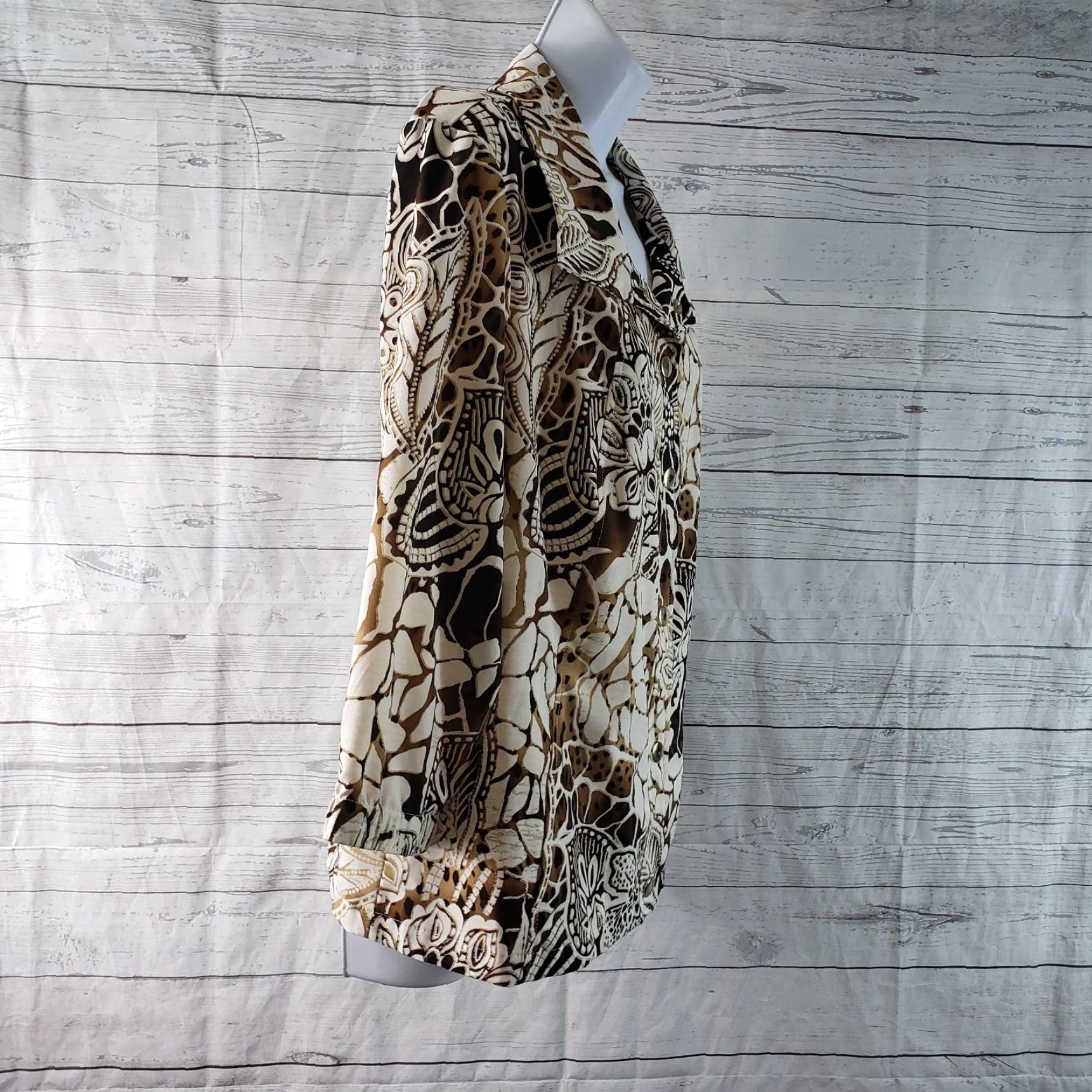 Vintage Chicos Zenergy Womens Jacket L Brown Cream Floral Animal Print Jacket, 3/4 Sleeve, Snap Closure, Polyester, Basic Womens Jacket - Mens/ Womens? Size L / US 10 / IT 46 - 3 Thumbnail