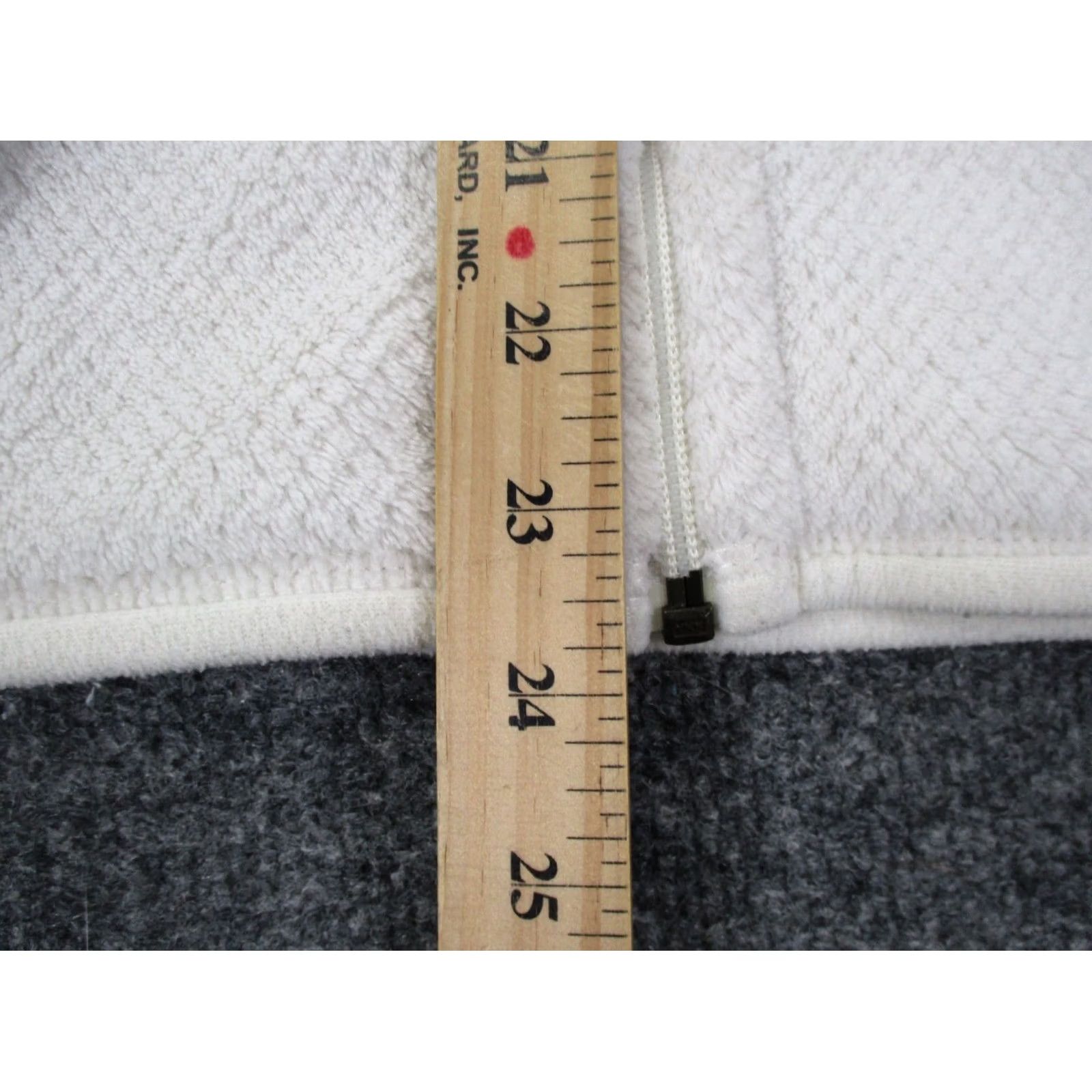 Patagonia Patagonia Jacket Womens L White Fleece Zip Pockets Outdoor Hiking Vest Coat Size L / US 10 / IT 46 - 4 Thumbnail