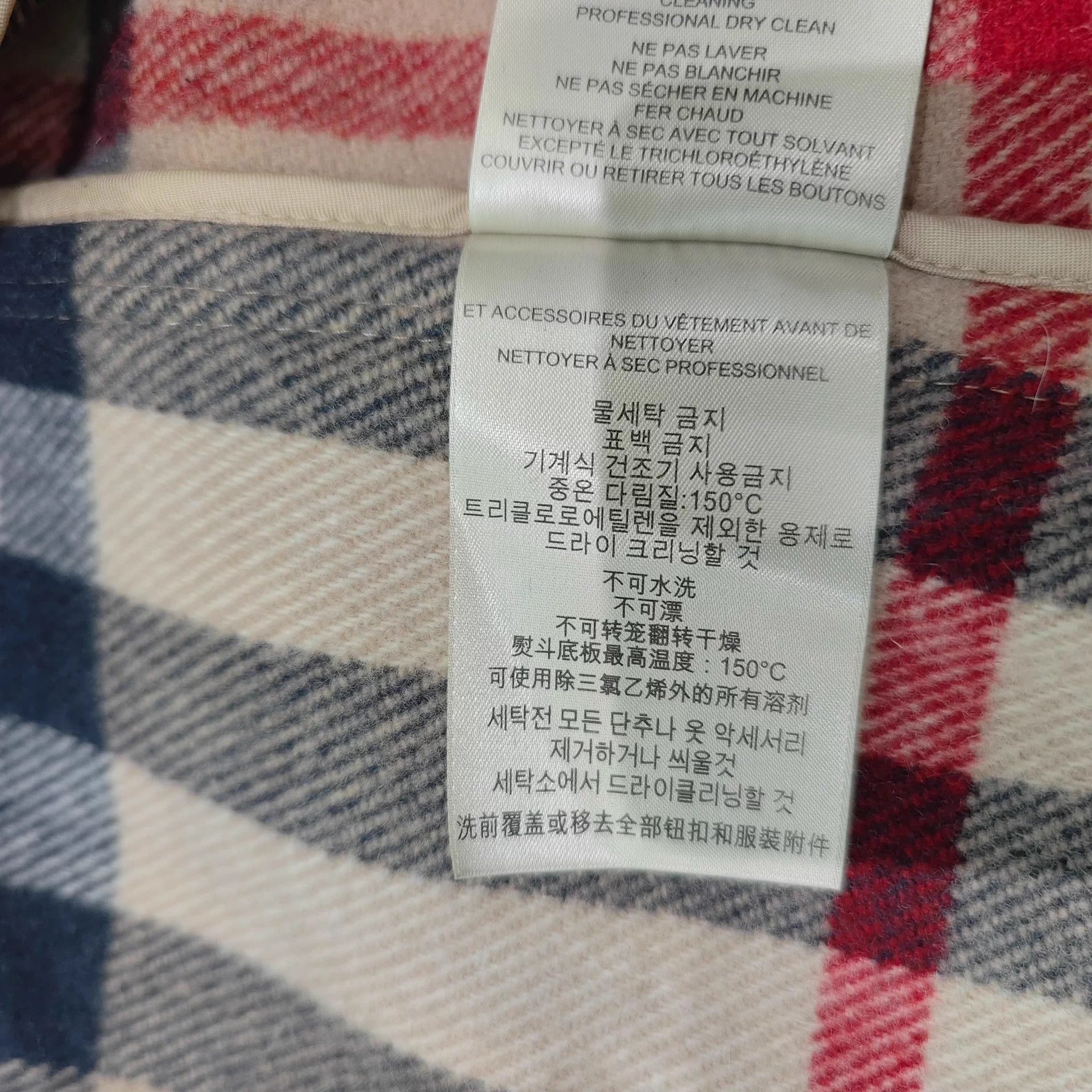 Burberry 9/10 Burberry Wool Coat UK6 Authentic Size M / US 6-8 / IT 42-44 - 6 Thumbnail