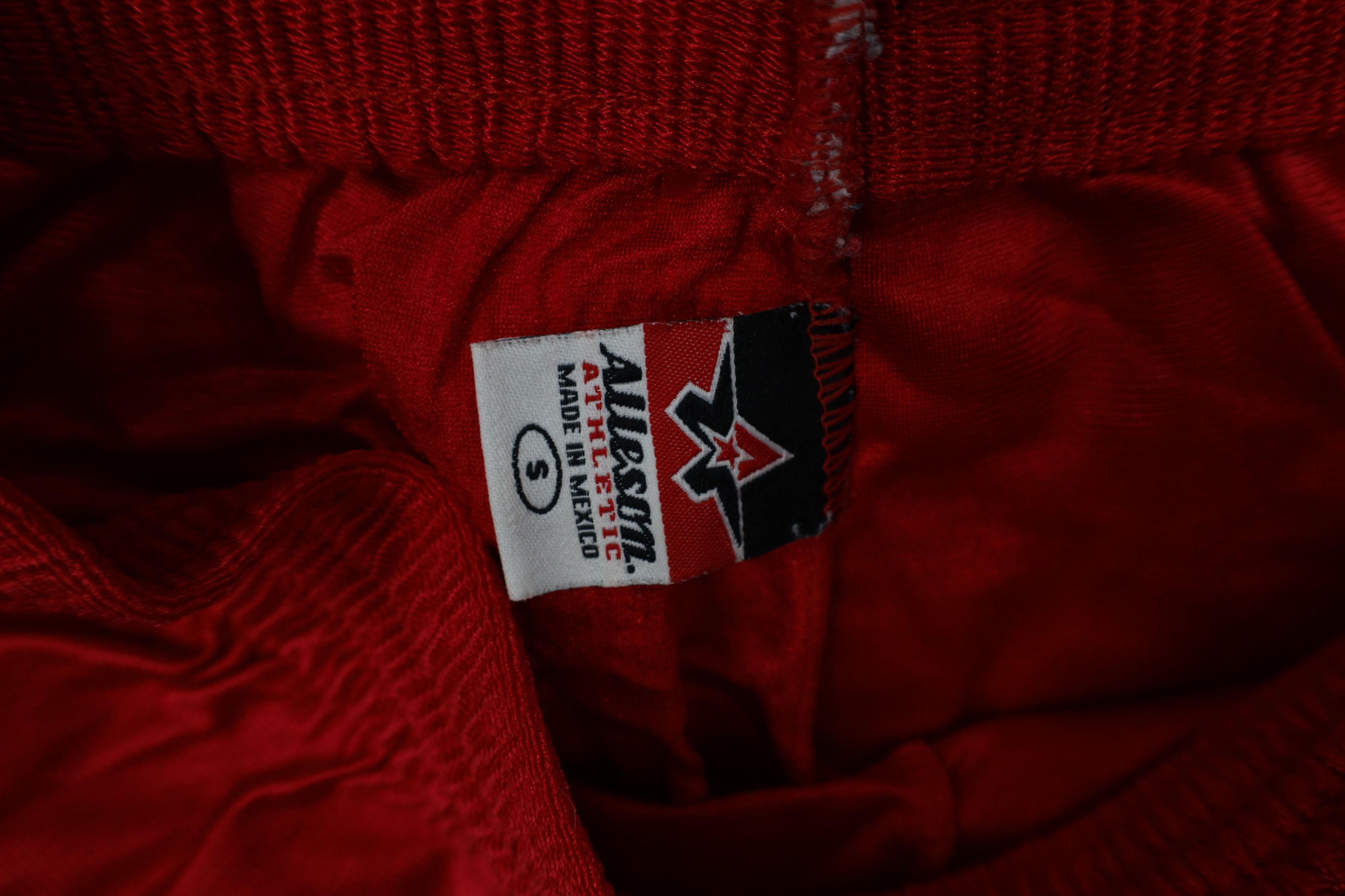 Vintage Vintage 90s Streetwear Silky Dazzle Above Knee Shorts Red Size US 30 / EU 46 - 7 Thumbnail