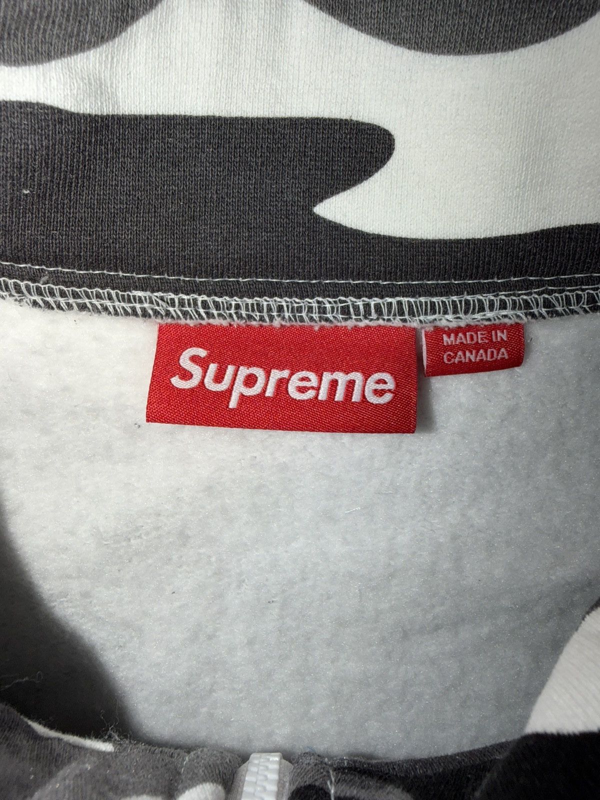 Supreme Supreme shop flag Seoul half zip pullover snow camo (medium) Size US M / EU 48-50 / 2 - 5 Thumbnail