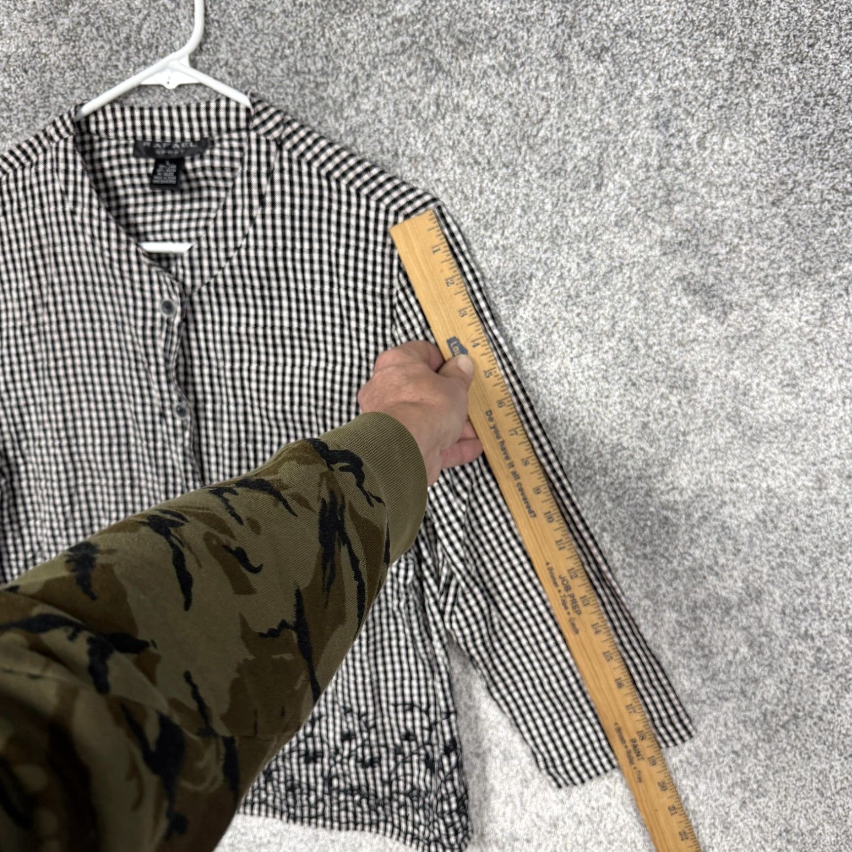 Vintage VINTAGE Rafael Sport Black White Gingham Floral Embroidered 3/4 Sleeve Button-Up Shirt Women L Size L / US 10 / IT 46 - 3 Thumbnail