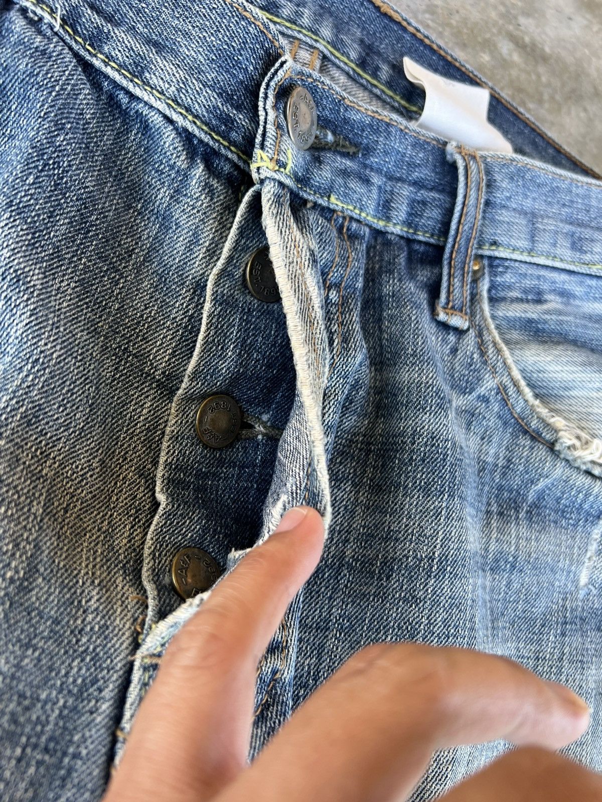 Abercrombie & Fitch Vintage Flare Abercrombie & Fitch Distress Jean Size US 32 / EU 48 - 14 Thumbnail