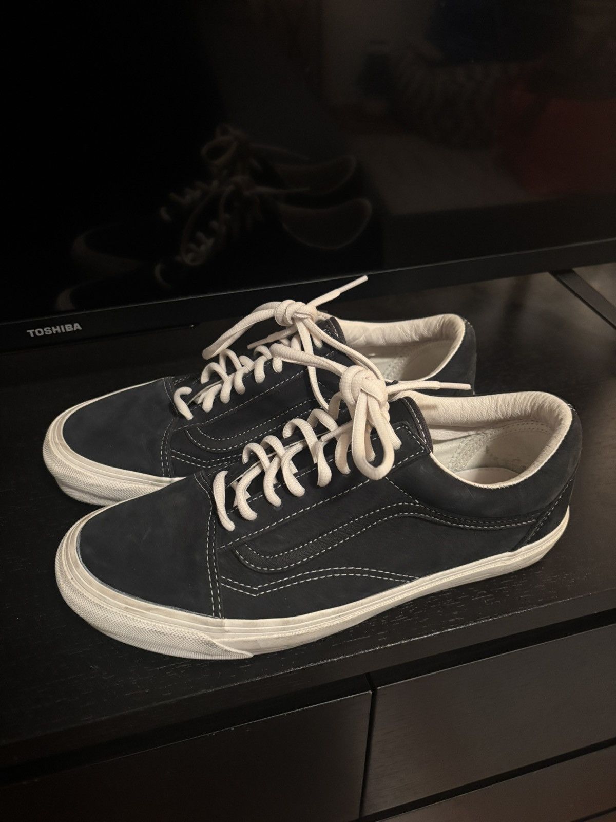 Vans Vans Vault OG Old Skool LX - Black Size US 9 / EU 42 - 1 Thumbnail