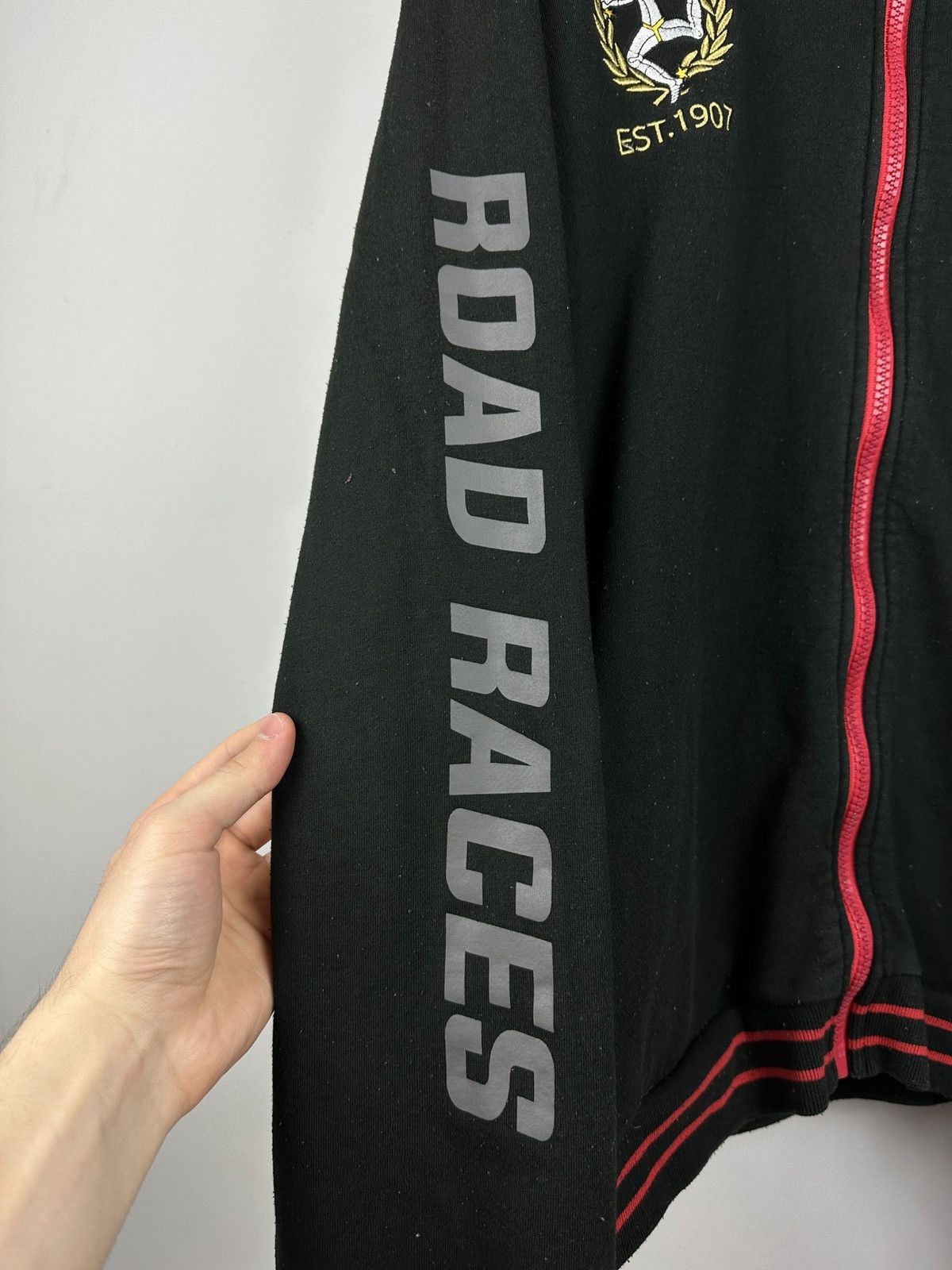Vintage Vintage Isle of Man Road Races Racing Moto Zip Hoodie 3XL Size US XXL / EU 58 / 5 - 8 Thumbnail