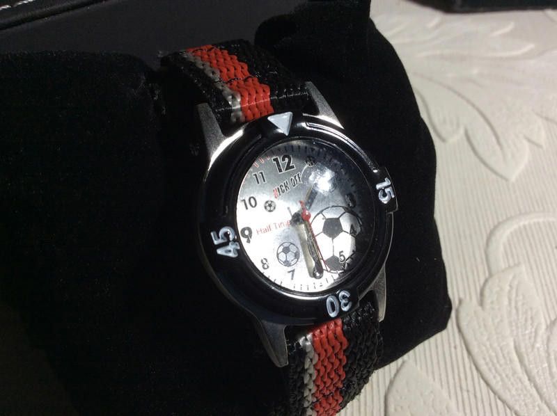 Designer lovely football dial red black strap watch Size ONE SIZE - 3 Thumbnail
