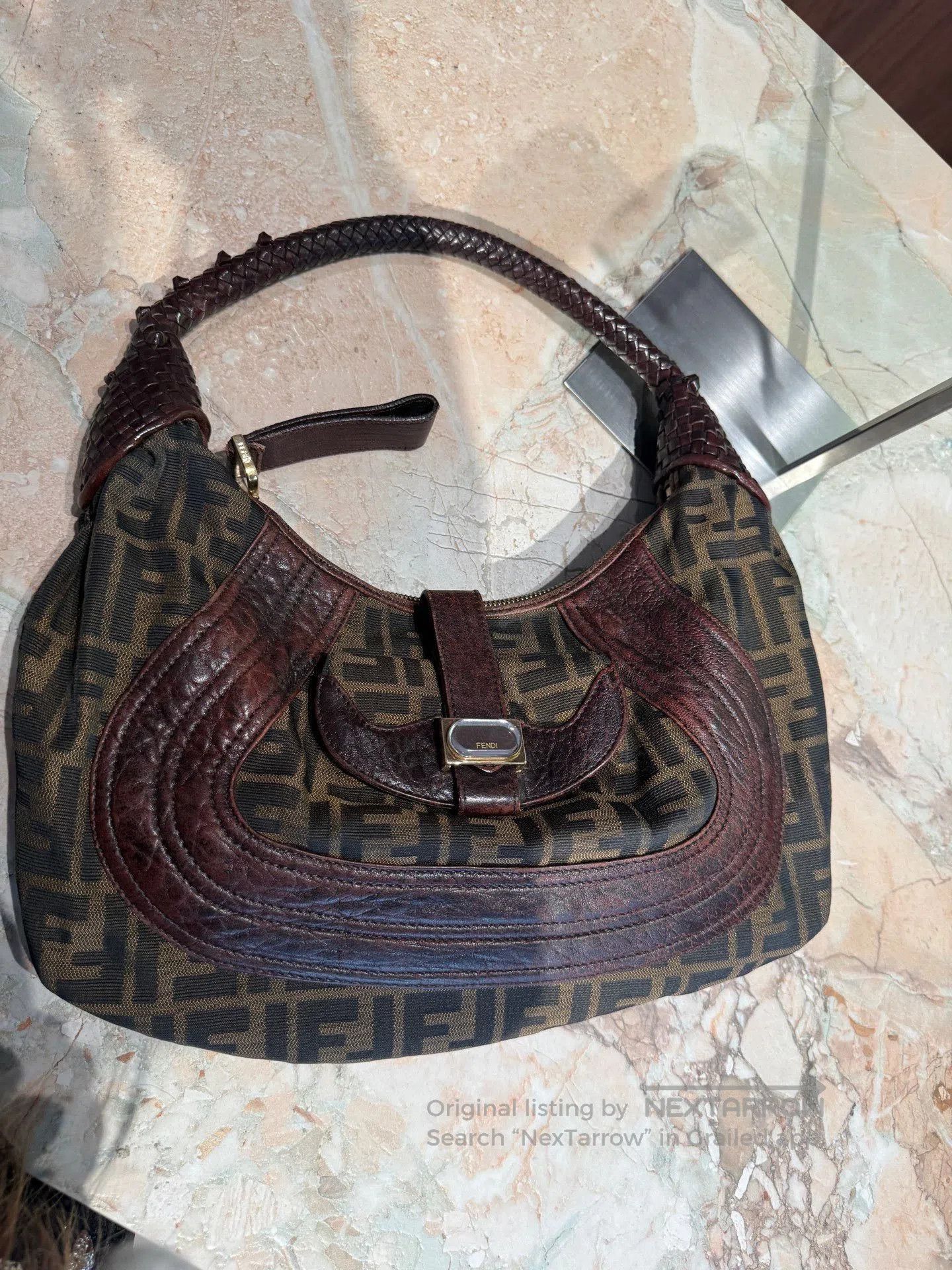 Fendi Fendi Vintage Monogram Half-Moon Underarm Bag. Size ONE SIZE - 5 Thumbnail