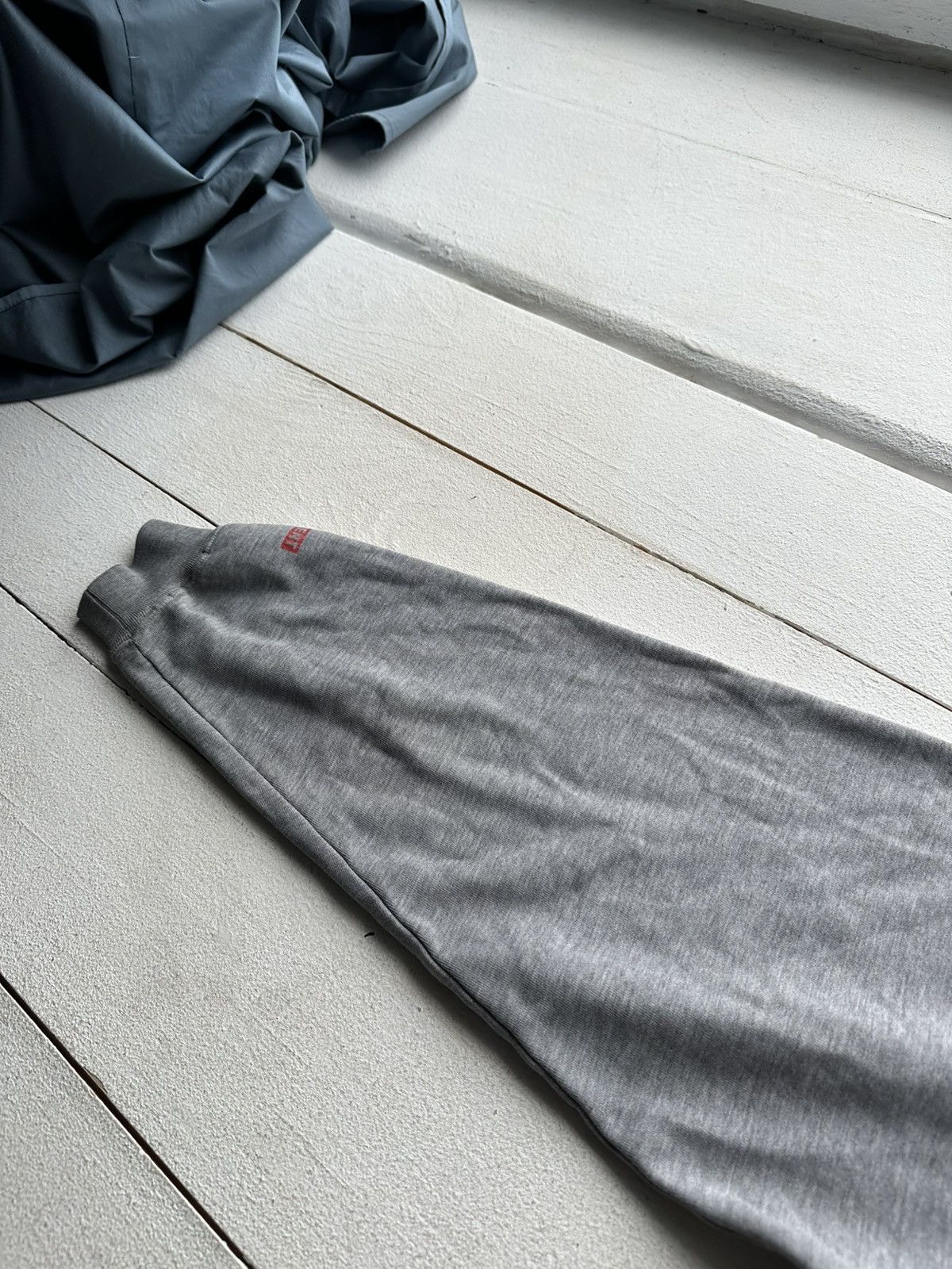 Independent Truck Co. × Vintage 🚨VNTG INDEPENDENT DISTRESSED SKATE HOODIE BIG LOGO GRAY Size US M / EU 48-50 / 2 - 14 Thumbnail