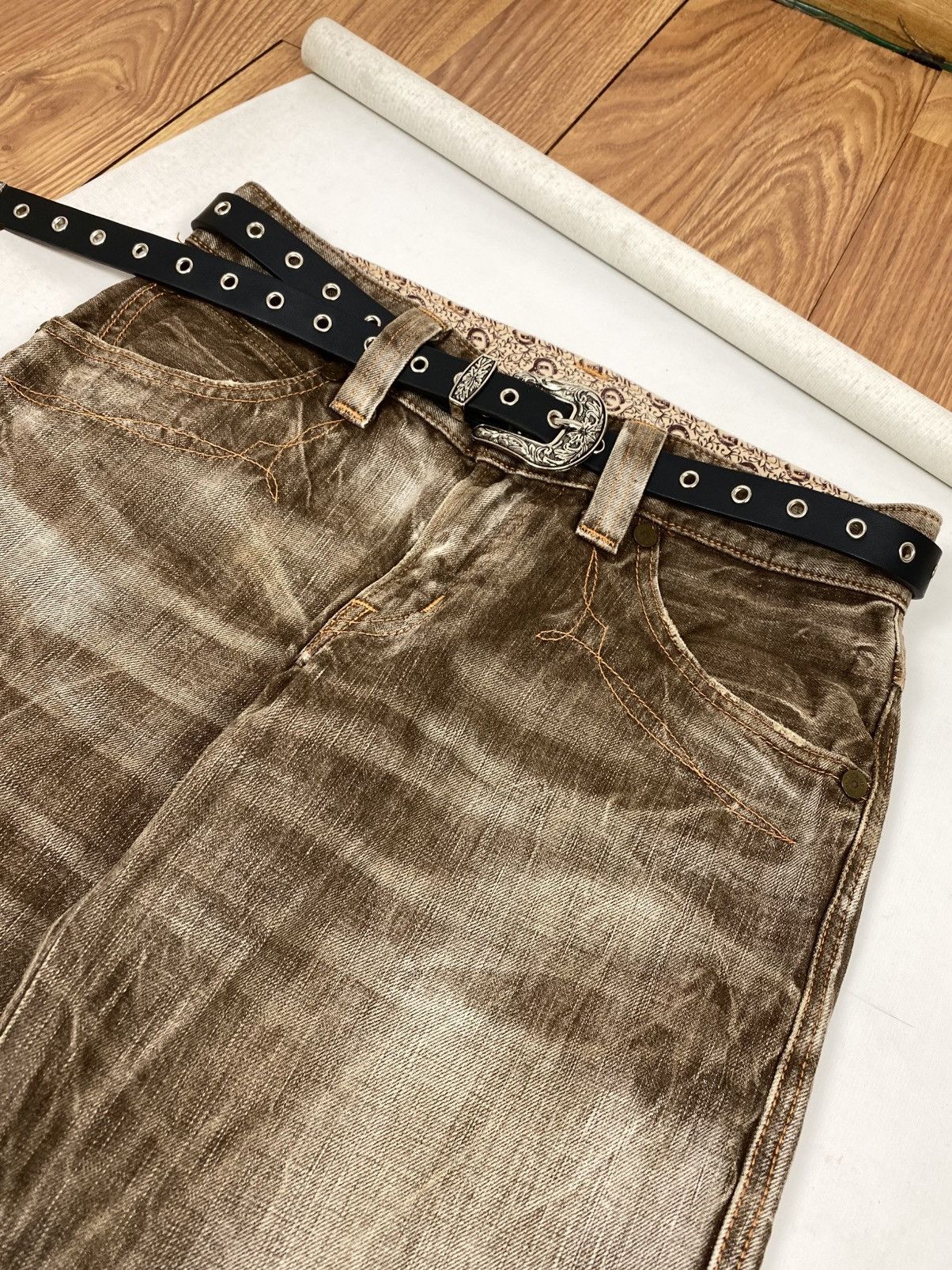 Edwin RARE ‼️ VTG EDWIN BLUE TRIP CRAZY FADED BROWN FLARE JEANS Size US 30 / EU 46 - 9 Thumbnail