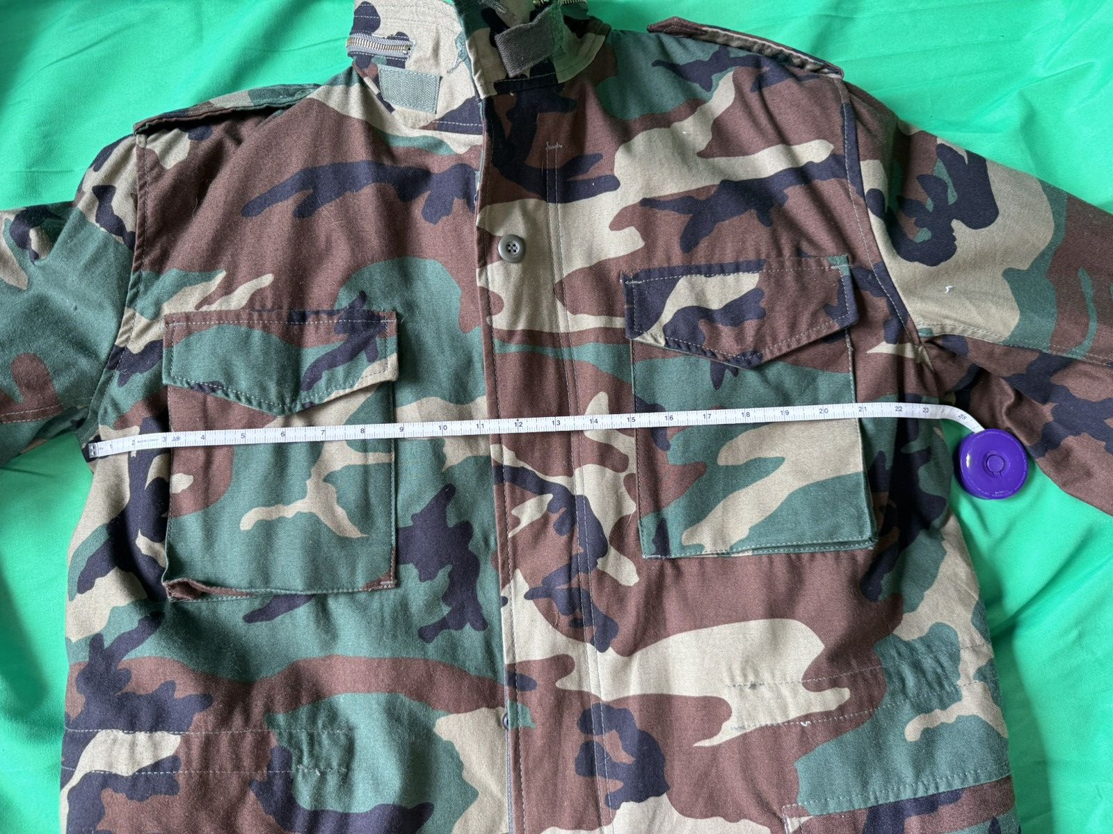 Vintage Heavy Army Field Jacket woodland camo Size US M / EU 48-50 / 2 - 11 Thumbnail