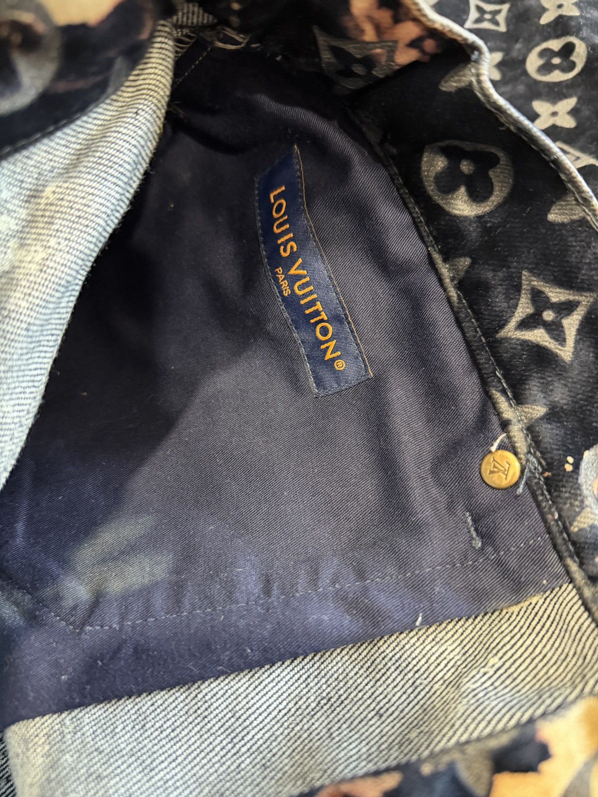 Louis Vuitton Louis Vuitton Suede Faded Fire Cloud pants Size US 34 / EU 50 - 4 Thumbnail