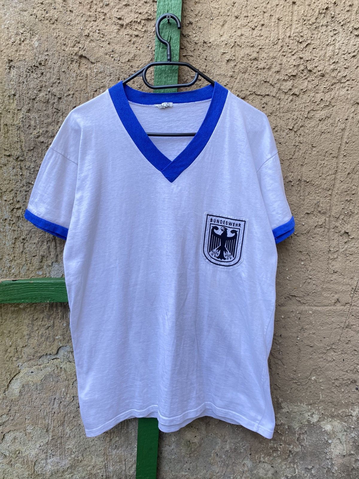 Vintage Vintage Bundeswehr Erima Army 80s Training Football Shirt Size US M / EU 48-50 / 2 - 1 Thumbnail