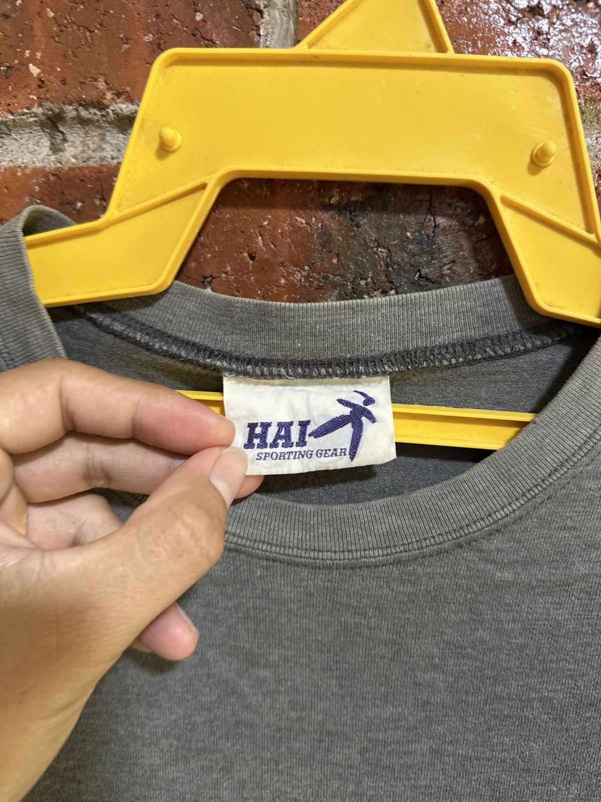Hai Sporting Gear × Issey Miyake × Vintage Vintage Hai Sporting Gear Faded Tee Size US M / EU 48-50 / 2 - 4 Thumbnail
