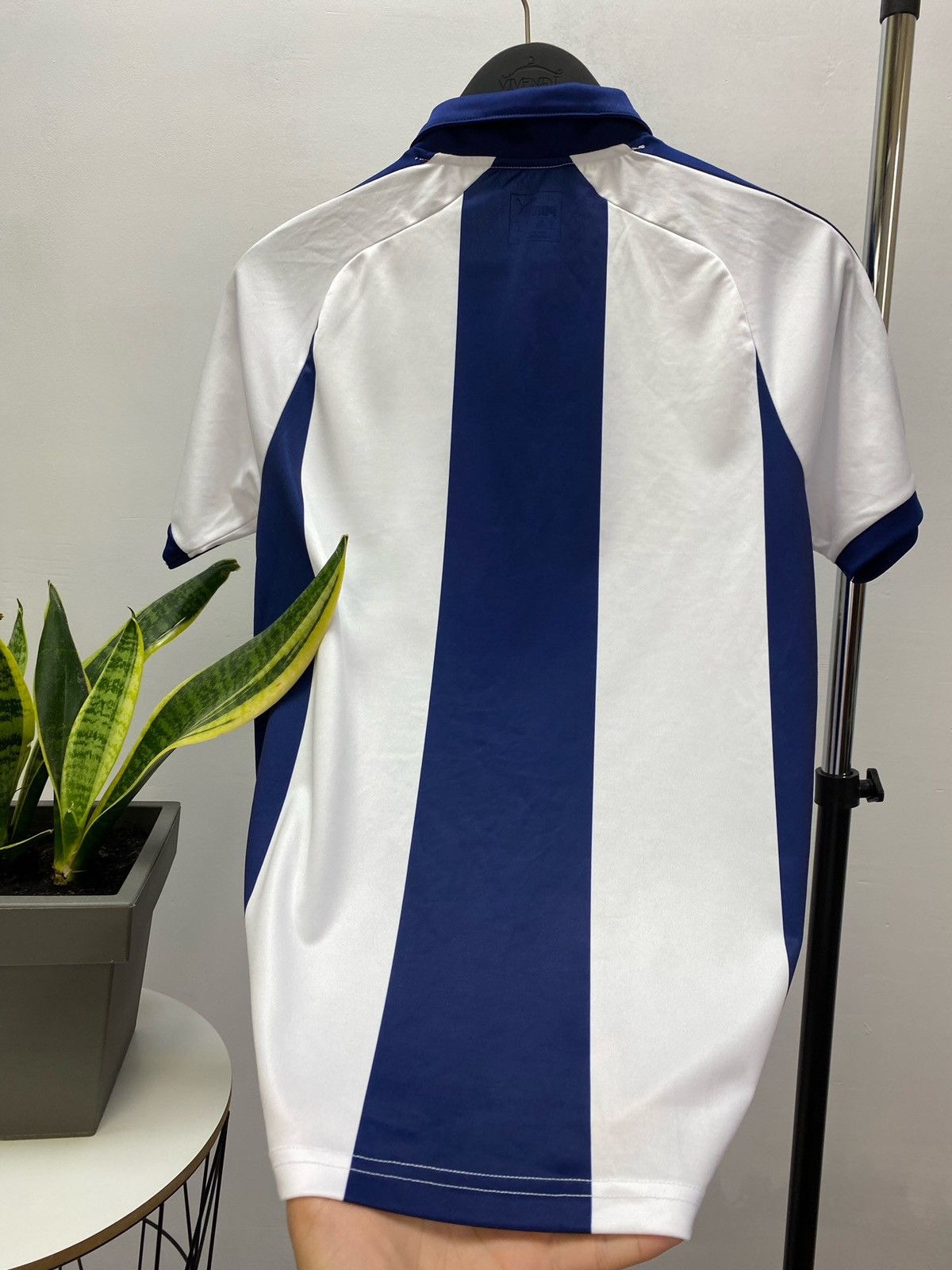 Puma West Bromwich Albion 2018 2019 Puma home soccer jersey Size US S / EU 44-46 / 1 - 22 Thumbnail