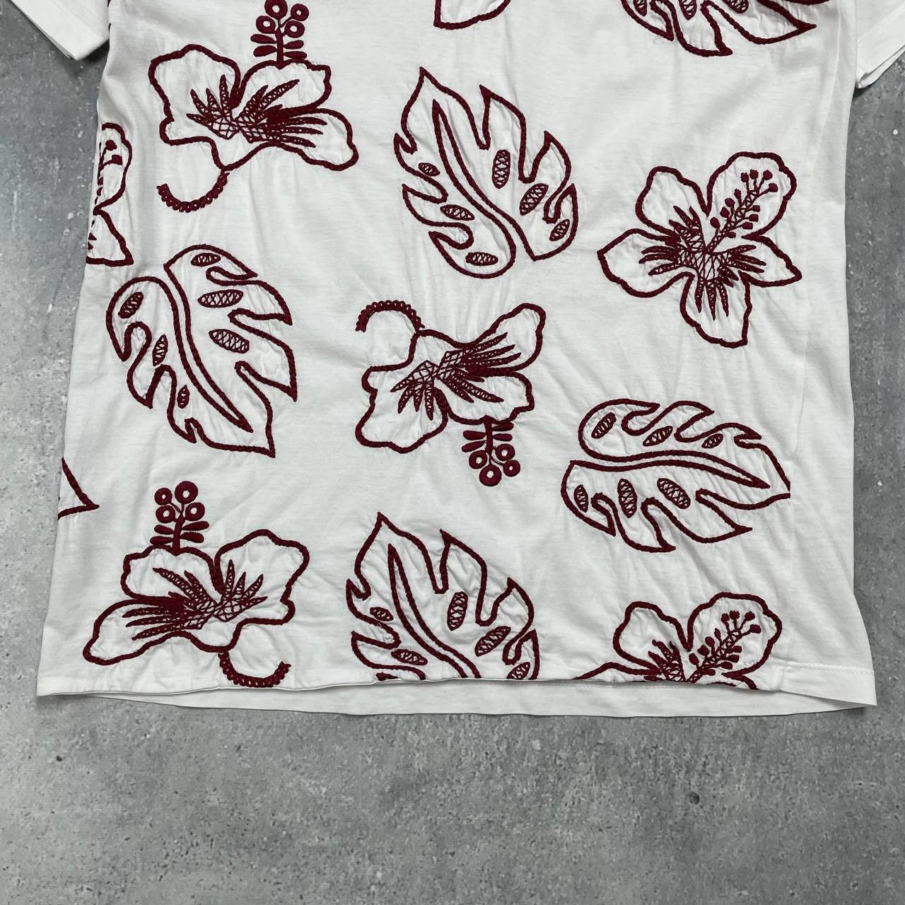 Designer × Prada Prada Milano Embroidered Floral Print T Shirt Women’s Size S Size S / US 4 / IT 40 - 5 Thumbnail