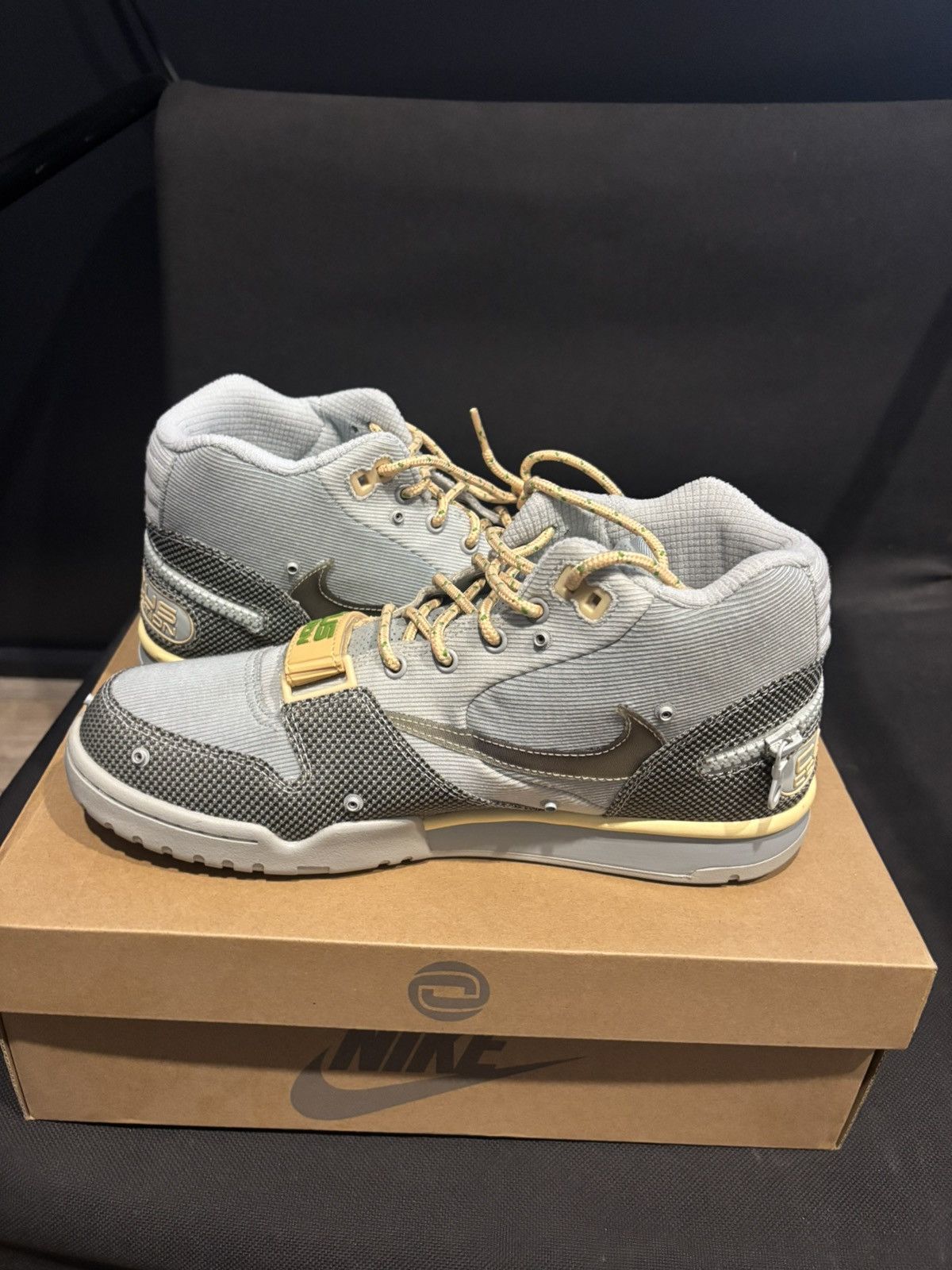 Nike × Travis Scott NIKE AIR TRAINER GRAY HAZE 1 TRAVIS Size US 9.5 / EU 42-43 - 4 Thumbnail