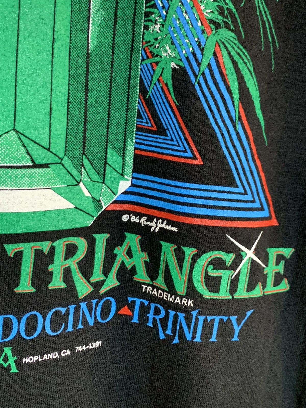 Vintage *RARE* Vintage 1986 Emerald Triangle Single Stitch T-Shirt L Size US L / EU 52-54 / 3 - 5 Thumbnail