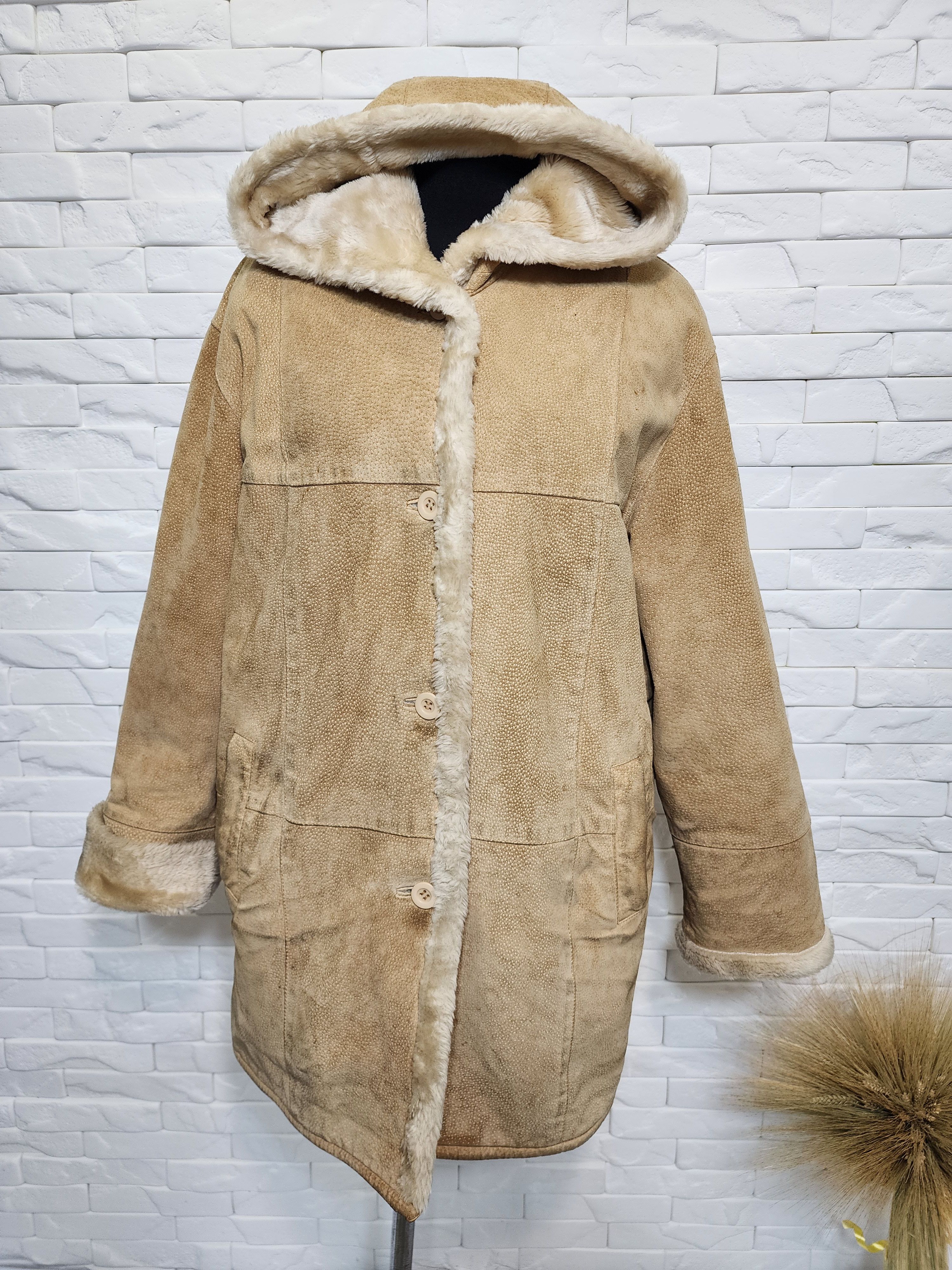 Genuine Leather Brown Women's Fur Jacket: Women's Vintage Button Hooded Coat Size XXL / US 16-18 / IT 52-54 - 1 Thumbnail