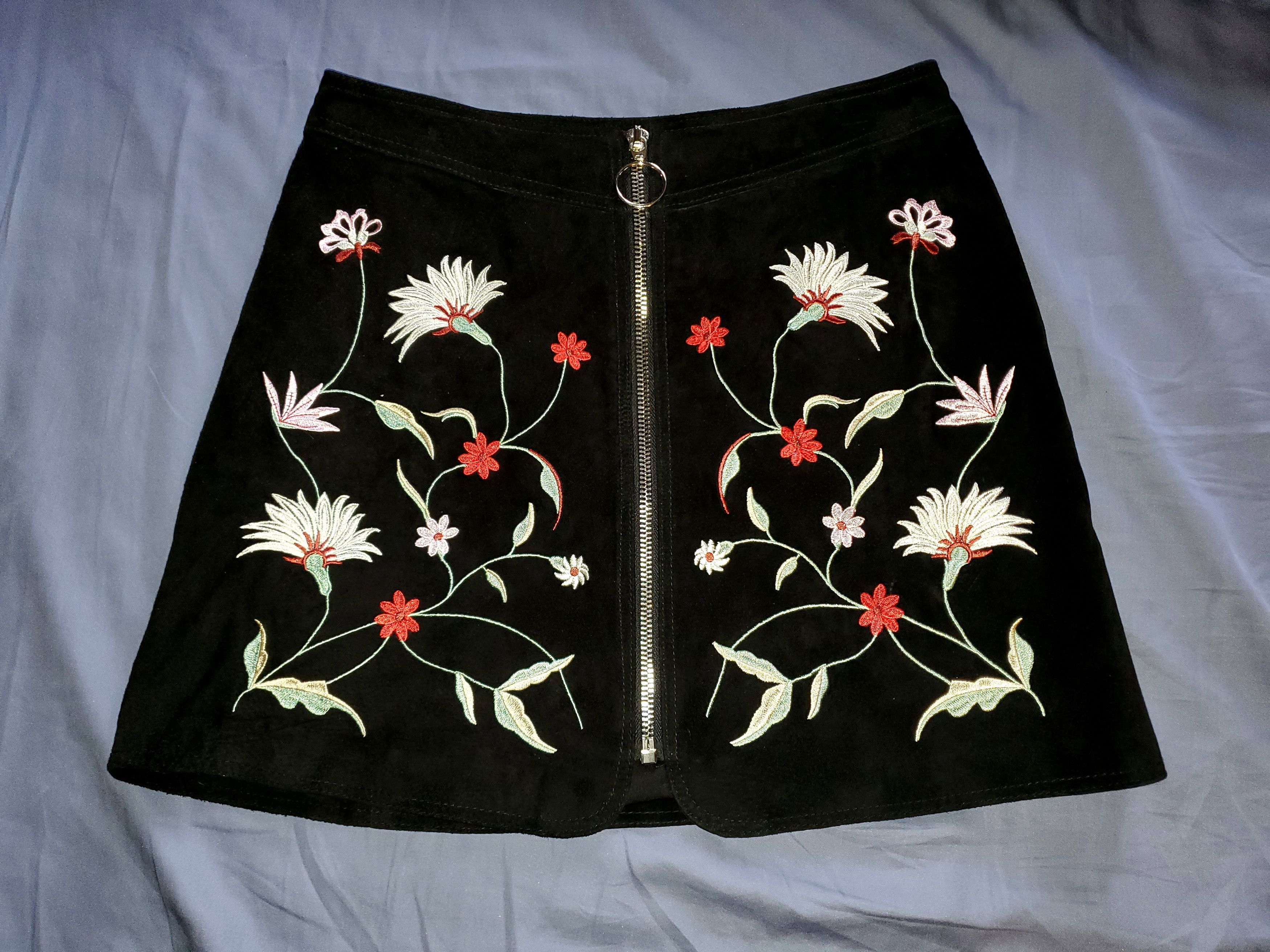 Zara Zara black faux suede floral embroidered zip-up skirt Size 28" / US 6 / IT 42 - 1 Thumbnail
