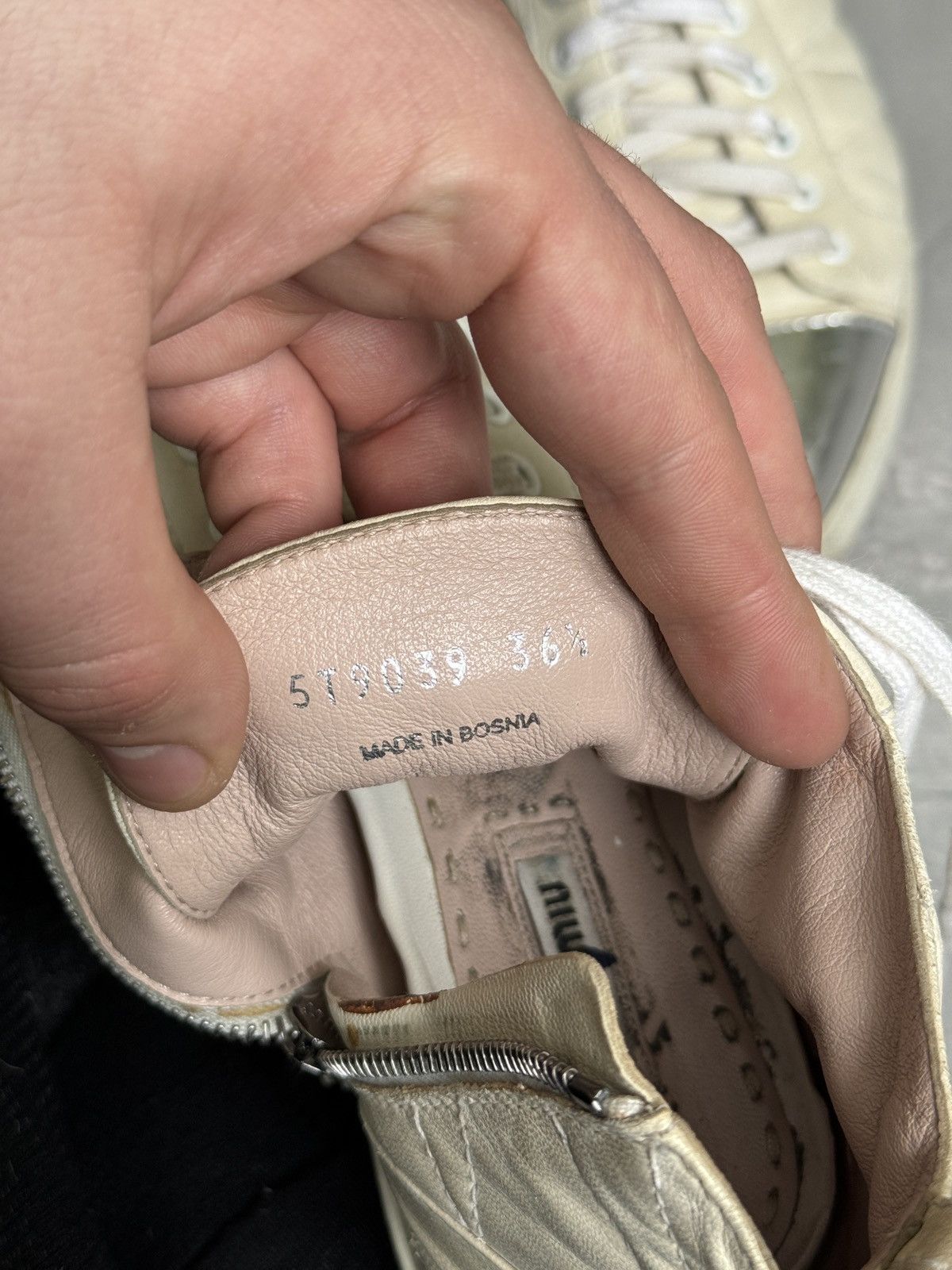 Miu Miu Miu Miu Hi Tip Sneakers Pointed Toe Leather Distressed Size US 6.5 / IT 36.5 - 22 Thumbnail