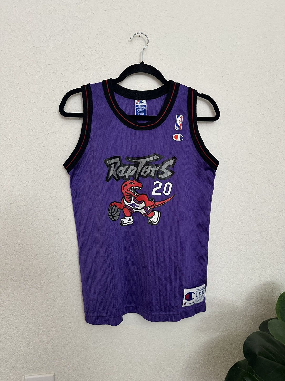Champion × NBA × Vintage Vintage 90s Toronto Raptors Champion Jersey Youth L 14-16 Size US L / EU 52-54 / 3 - 6 Thumbnail