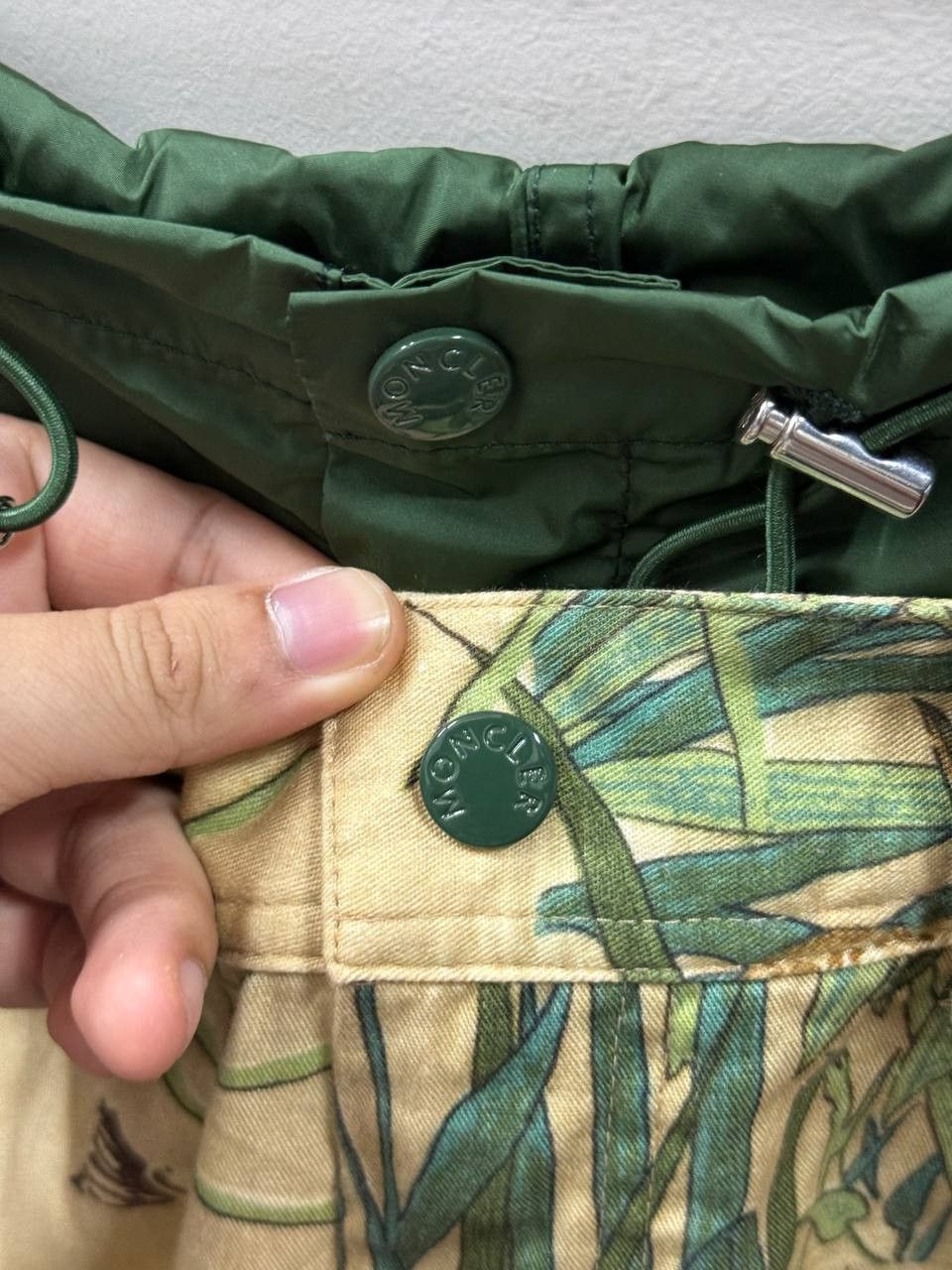 JW Anderson × Moncler AW20 Moncler Genius x JW Anderson Duck Camo Pants Size US 32 / EU 48 - 4 Thumbnail