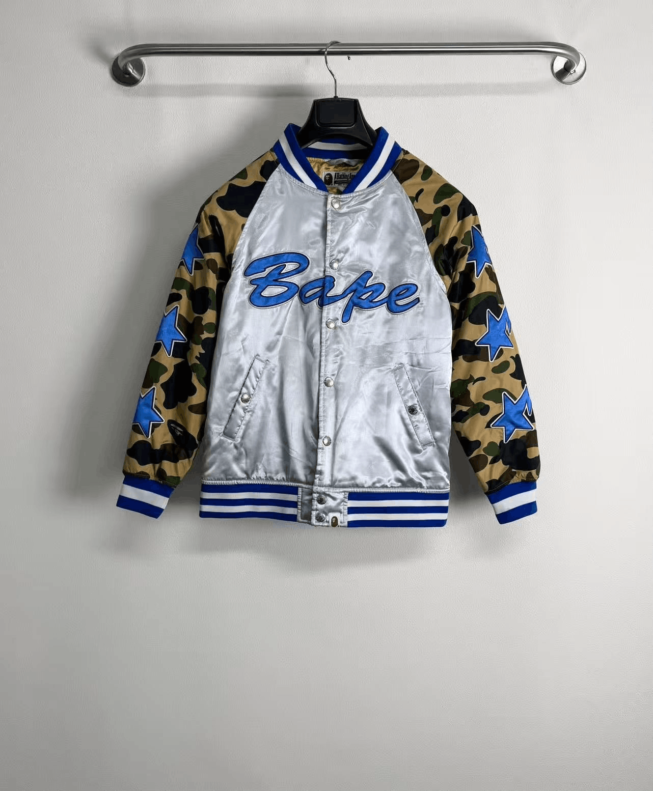 Bape Bape Camo Embroidered Shark Jacket Size US XS / EU 42 / 0 - 1 Thumbnail