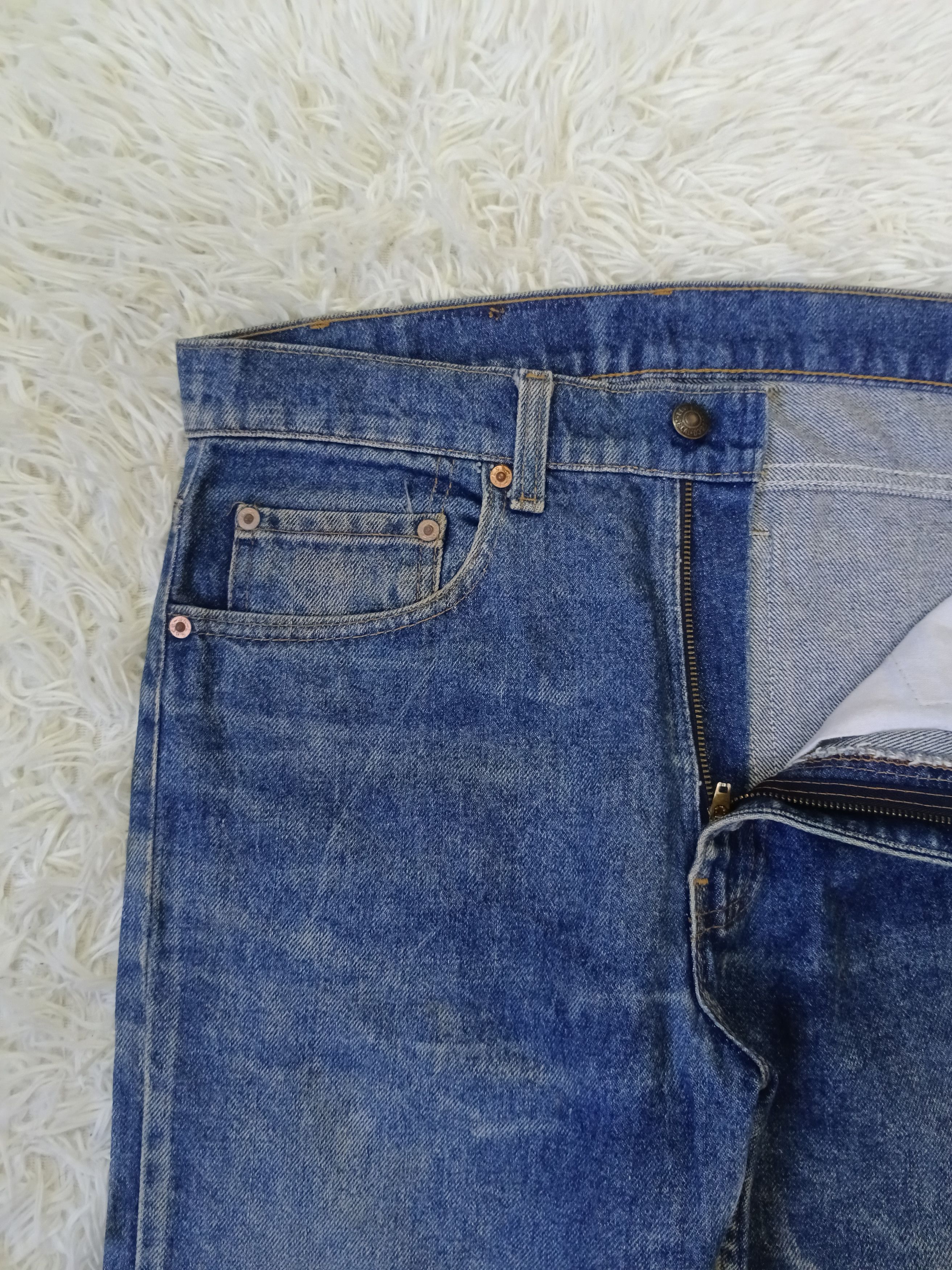Levi's Vintage Clothing DiSTRESSED VINTAGE LEVIS 505 DENIM PANTS Size US 31 - 6 Thumbnail