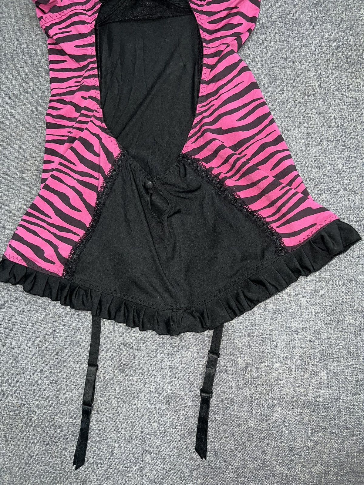 Tripp NYC Vintage Hot Topic zebra corset garter 🦓 🎀 Size M / US 6-8 / IT 42-44 - 14 Thumbnail