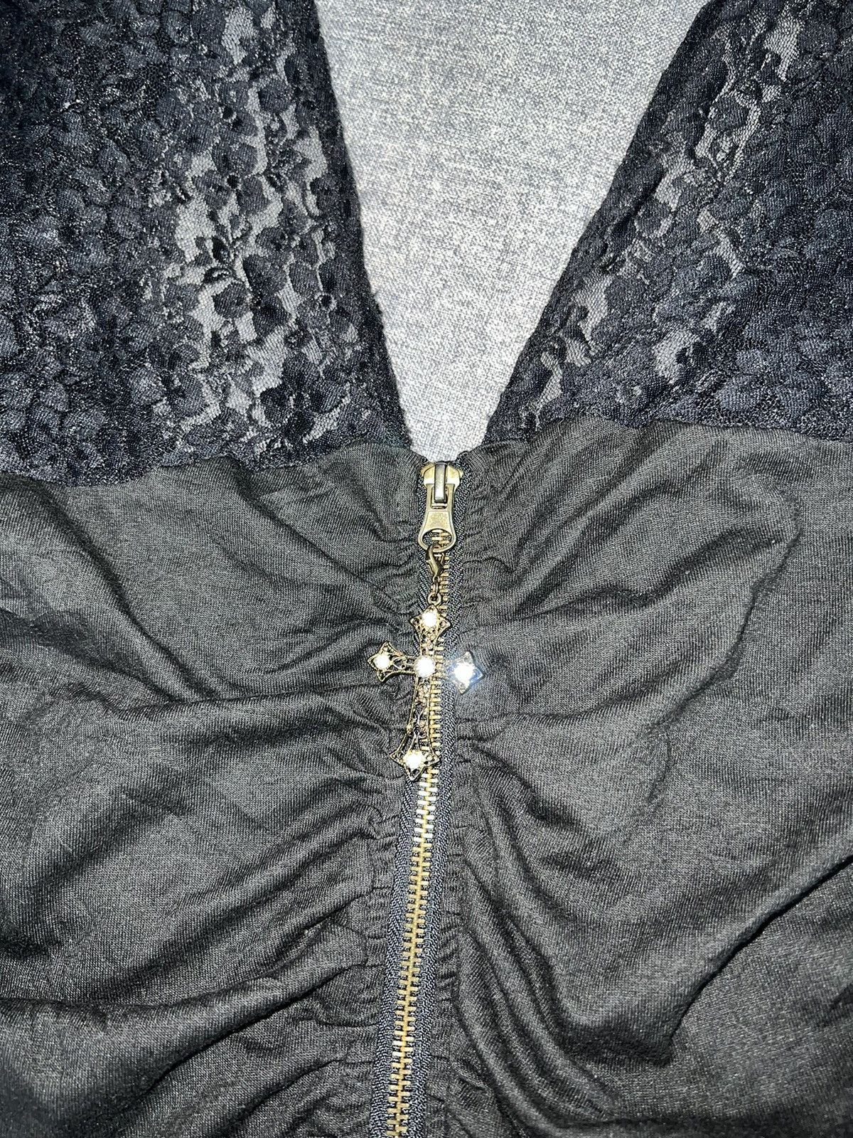 Japanese Brand Gyaru cross charm lace top🎀🖤 Size M / US 6-8 / IT 42-44 - 8 Thumbnail