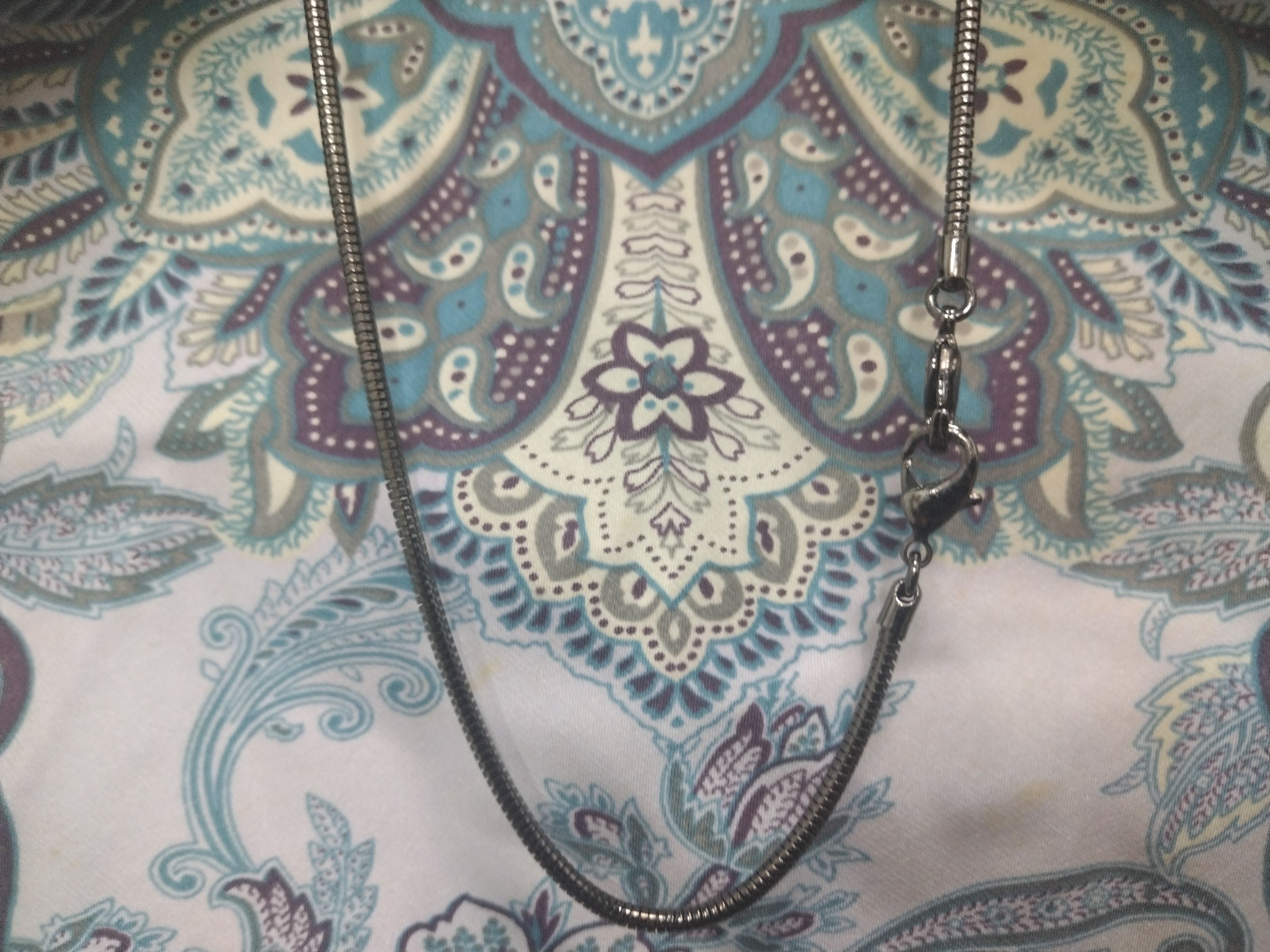 Benetton × Sisley VINTAGE PAESLEY BENETTON X SISLEY 100% SILK SCARF Size ONE SIZE - 4 Thumbnail
