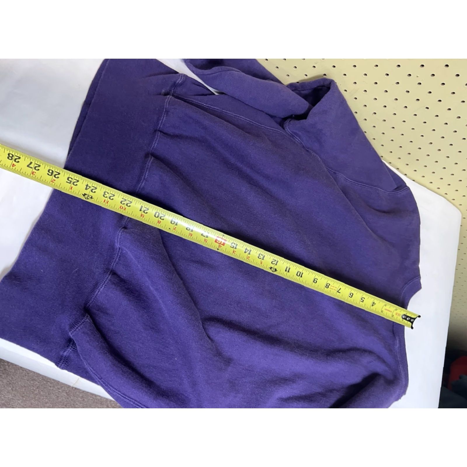 Champion VINTAGE Champion Reverse Weave Sweatshirt XL Purple College Pullover Crewneck Unisex Adults Regular Cotton Blend Long Sleeve Mens Womens Boys Girls Size US XL / EU 56 / 4 - 7 Thumbnail
