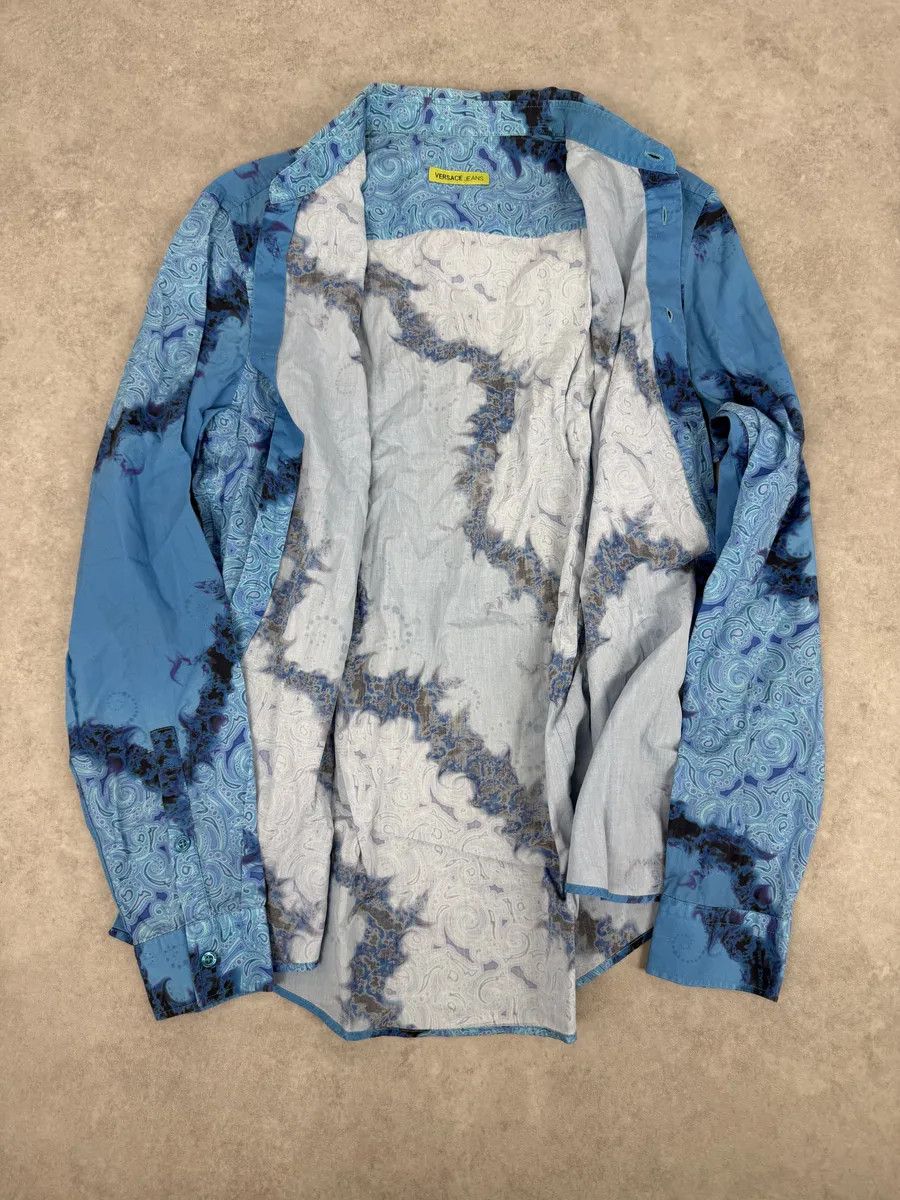 Versace 2010s Versace Blue Abstract Royal Shirt Size US M / EU 48-50 / 2 - 7 Thumbnail