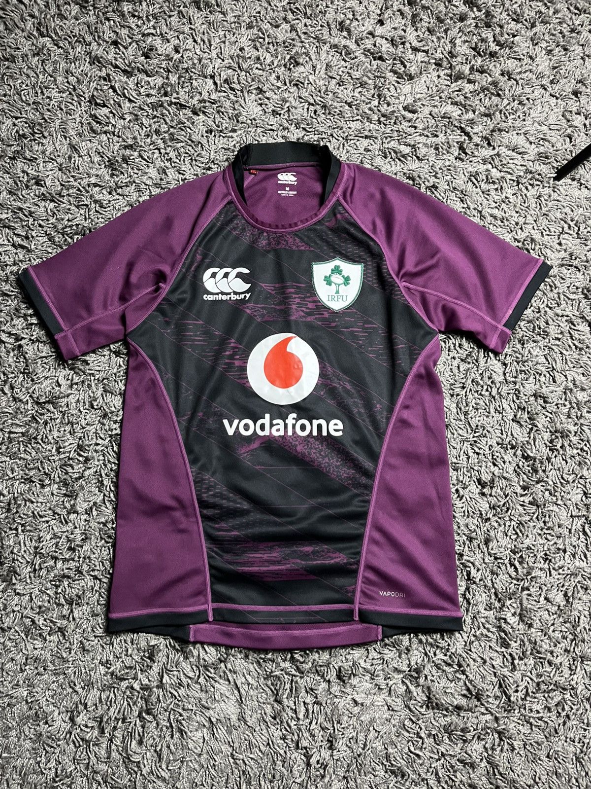 Canterbury of New Zealand Canterbury Ireland Rugby IRFU 2021/22 Alternate Jersey Size US M / EU 48-50 / 2 - 2 Thumbnail