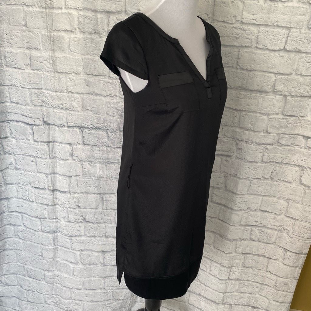 Express Express women XS black V-neck cap sleeve shift dress w/satin Size XS / US 0-2 / IT 36-38 - 4 Thumbnail