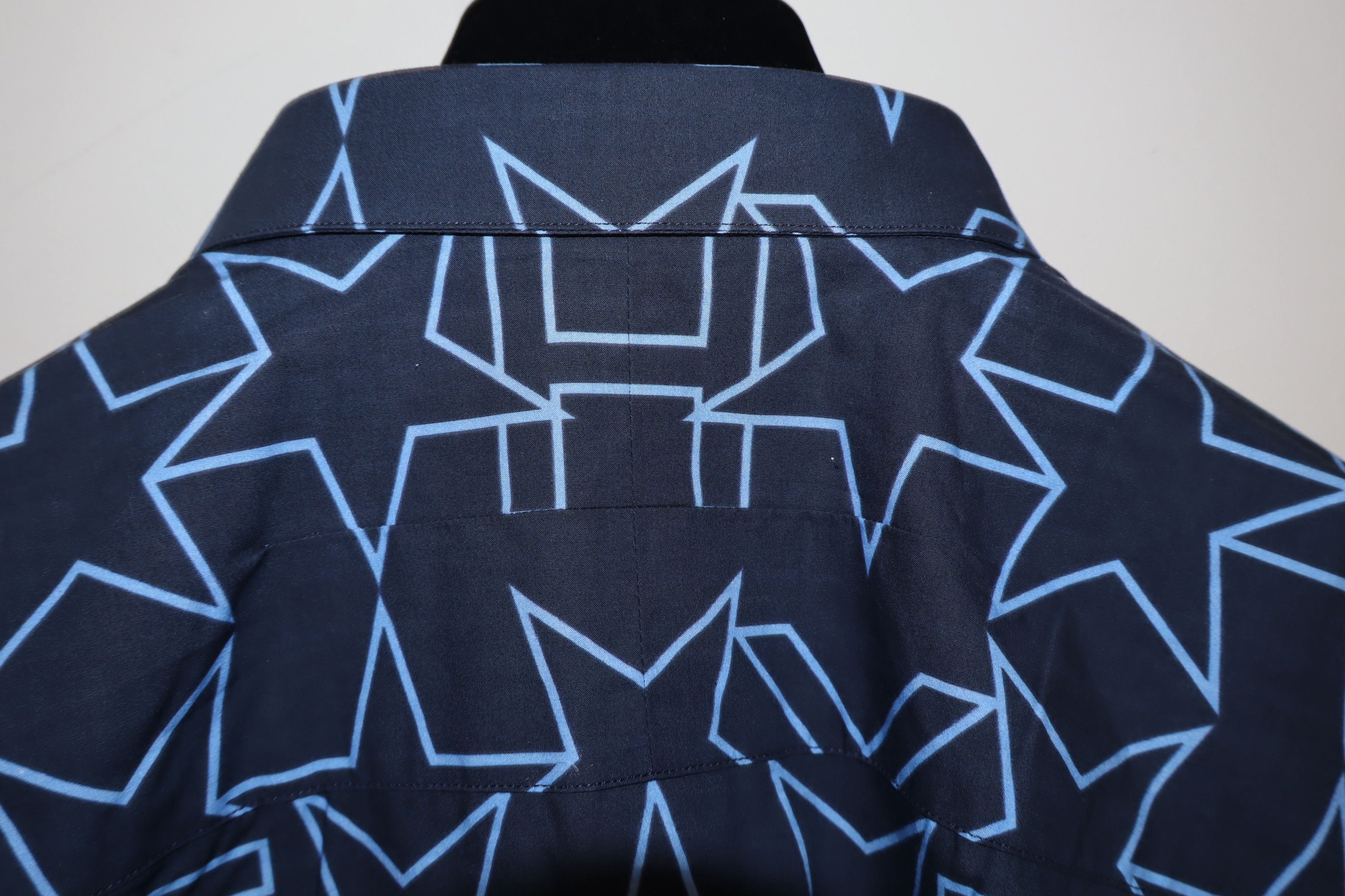 Givenchy Star print logo shirt Size US XL / EU 56 / 4 - 9 Thumbnail