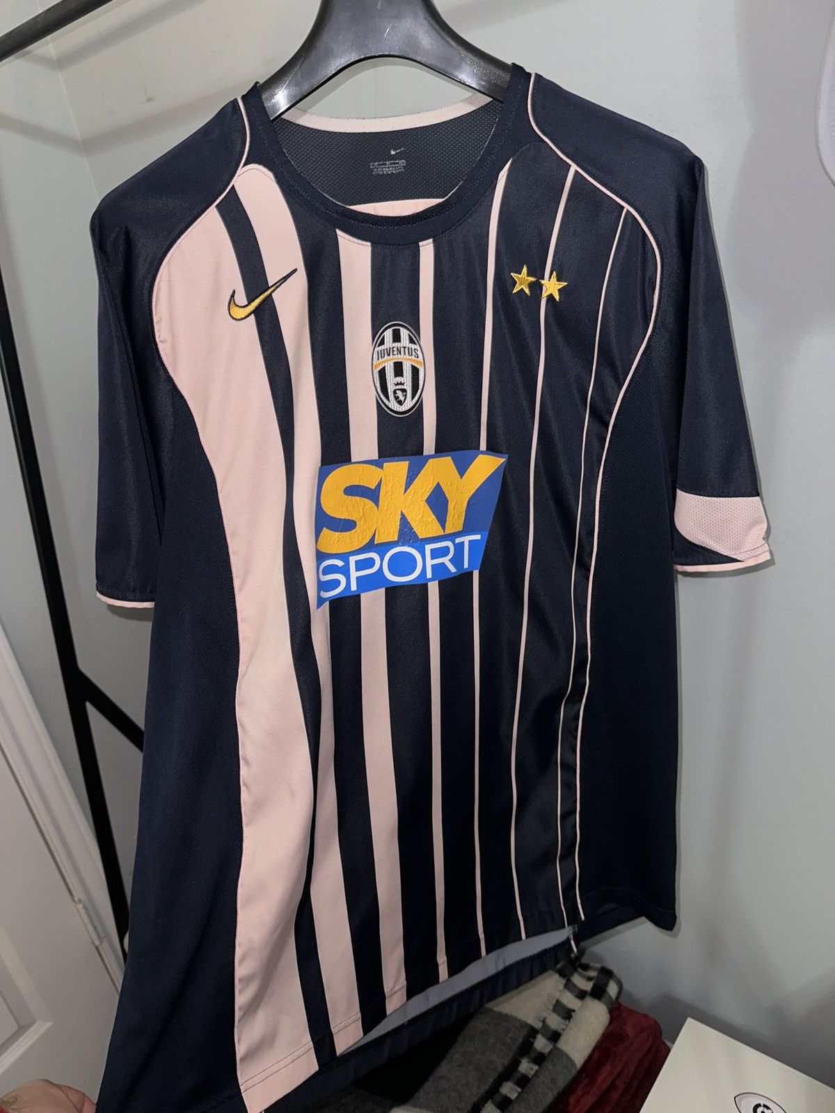 Nike Juventus 2004/05 Jersey Size US XL / EU 56 / 4 - 1 Thumbnail