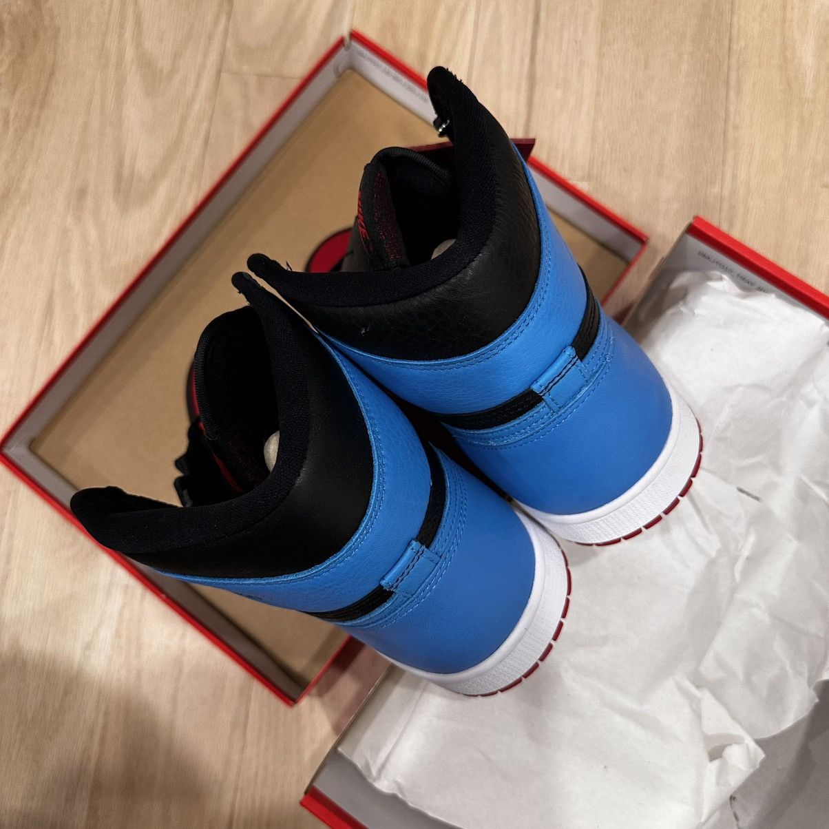 Jordan Brand Air Jordan 1 high NC to CHI Size US 9.5 / IT 39.5 - 4 Thumbnail
