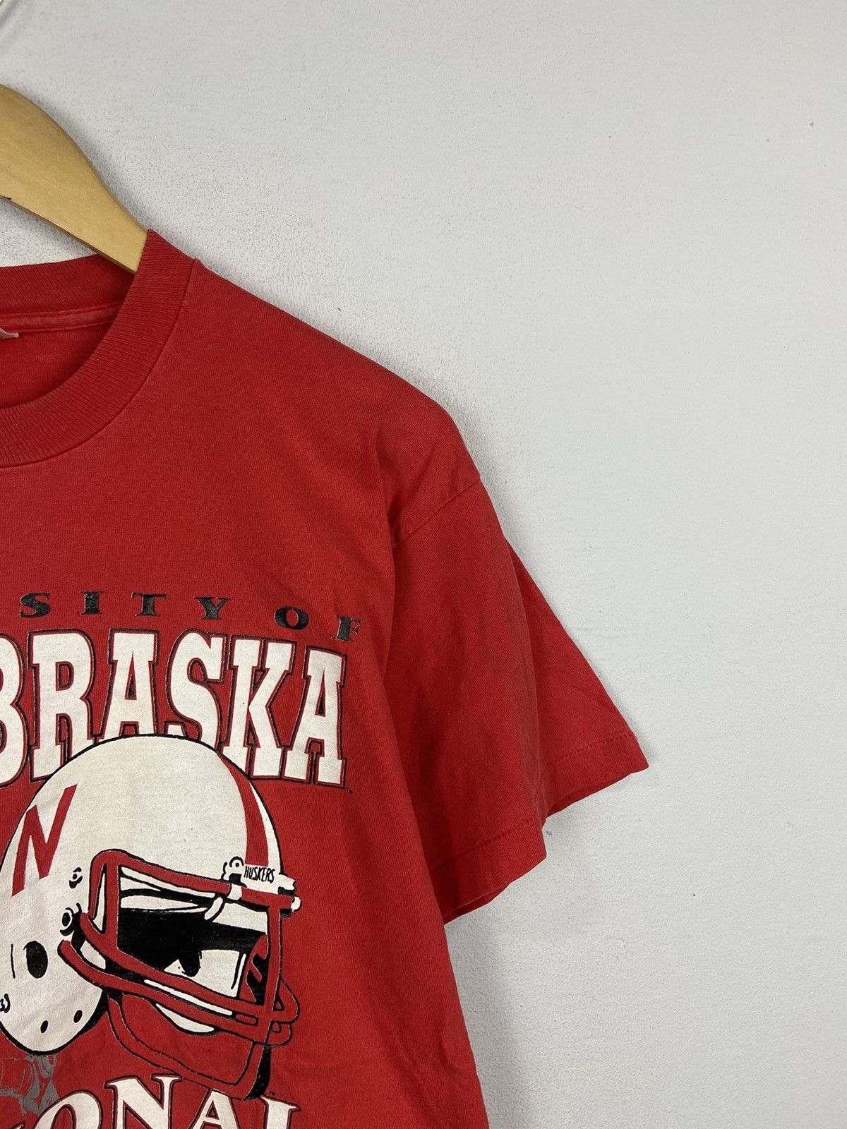 American Apparel × Vintage Vintage University Nebraska Tee Size US L / EU 52-54 / 3 - 3 Thumbnail