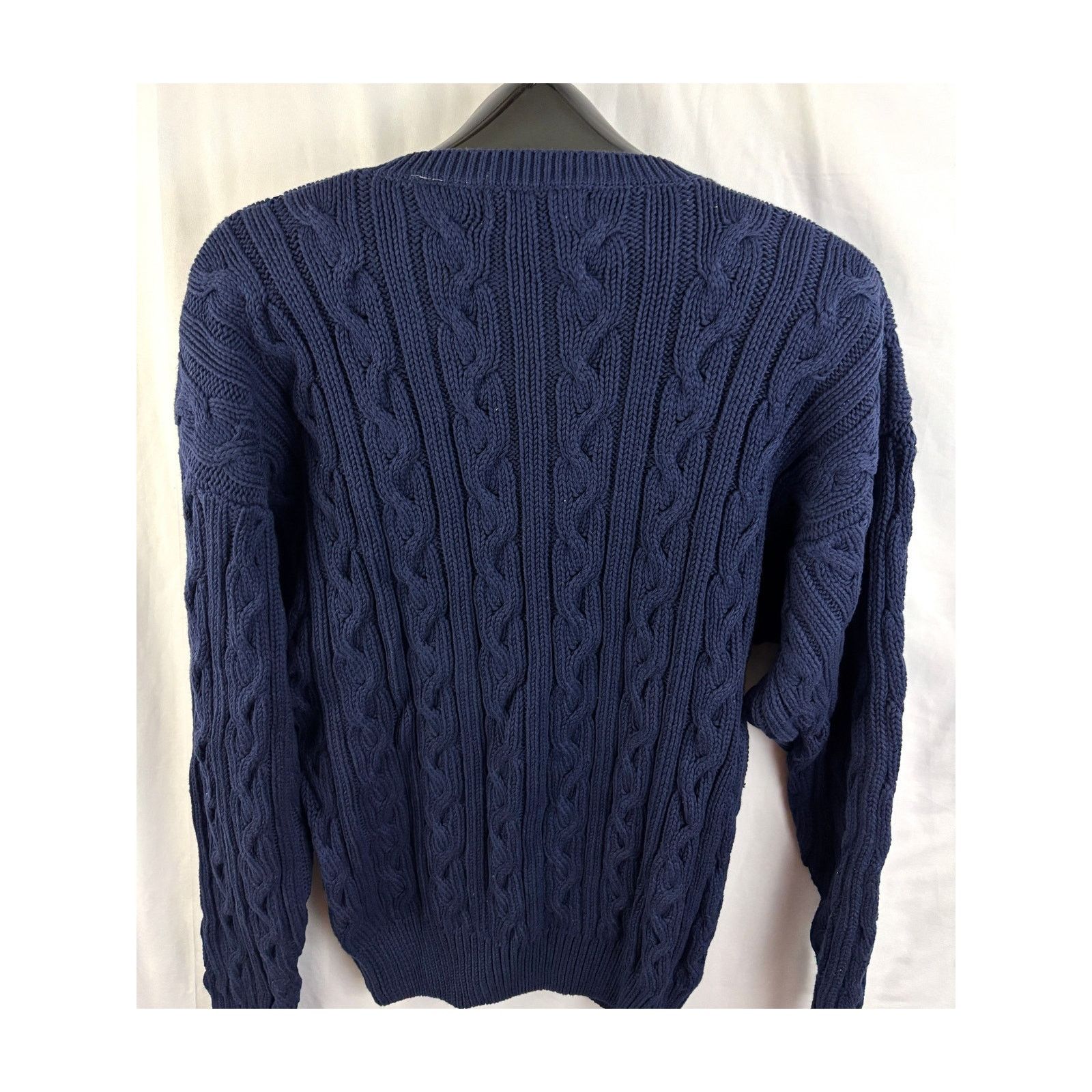 Abercrombie & Fitch Abercrombie & Fitch Cable Knit V-Neck Sweater XL Vintage Size US XL / EU 56 / 4 - 11 Thumbnail