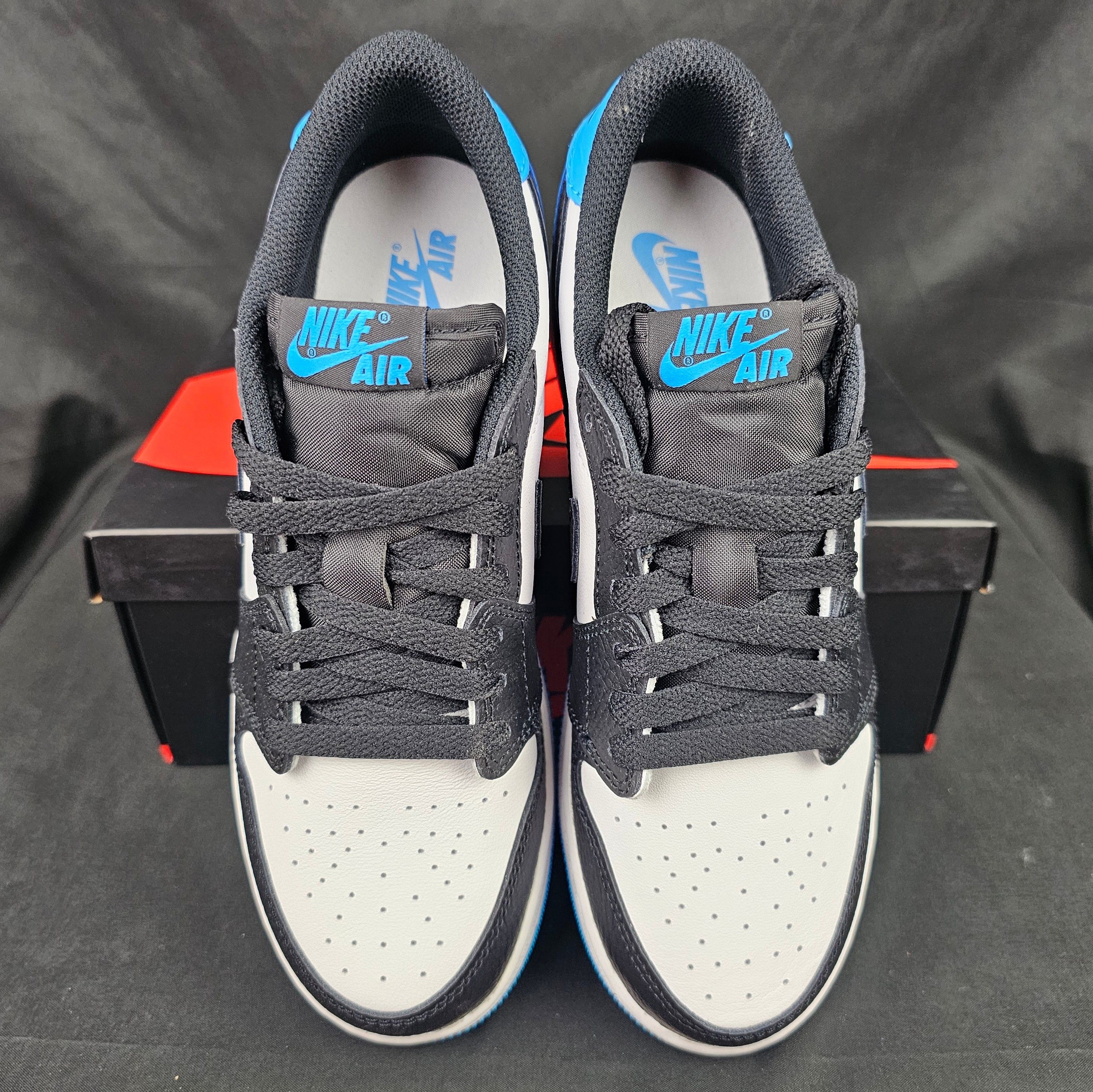 Jordan Brand Nike Air Jordan 1 Low OG Powder Blue GS Size 5.5Y BRAND NEW Size US 5.5 / EU 38 - 4 Thumbnail