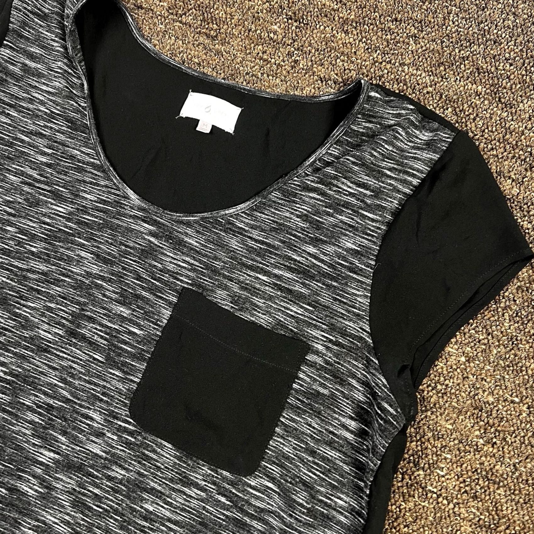Lou & Grey Lou & Grey Black Blouse Shirt Women’s Medium Lightweight Stretch Fit Regular Size Black Shirt Womens Lou & Grey Size M / US 6-8 / IT 42-44 - 4 Thumbnail
