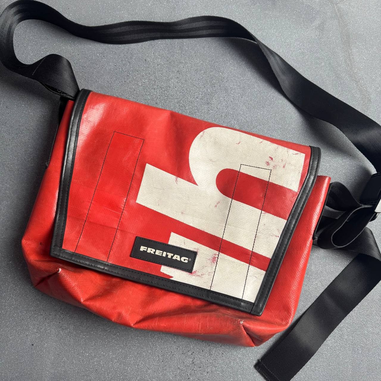 Freitag × Japanese Brand Freitag Vintage Crossbody Bag Size ONE SIZE - 3 Thumbnail