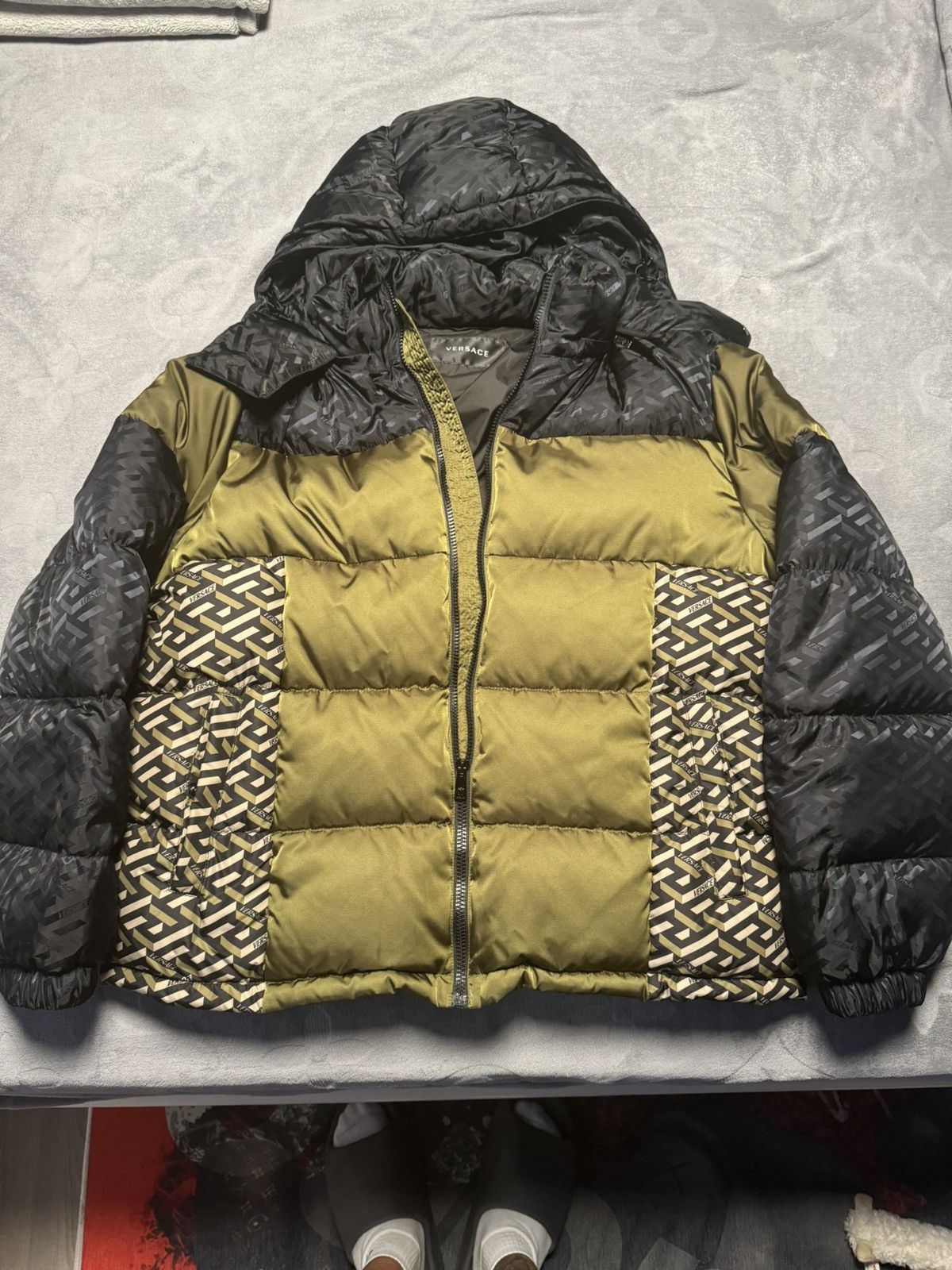 Versace Versace Colorblock Pattern Puffer Coat Size US XXL / EU 58 / 5 - 1 Thumbnail