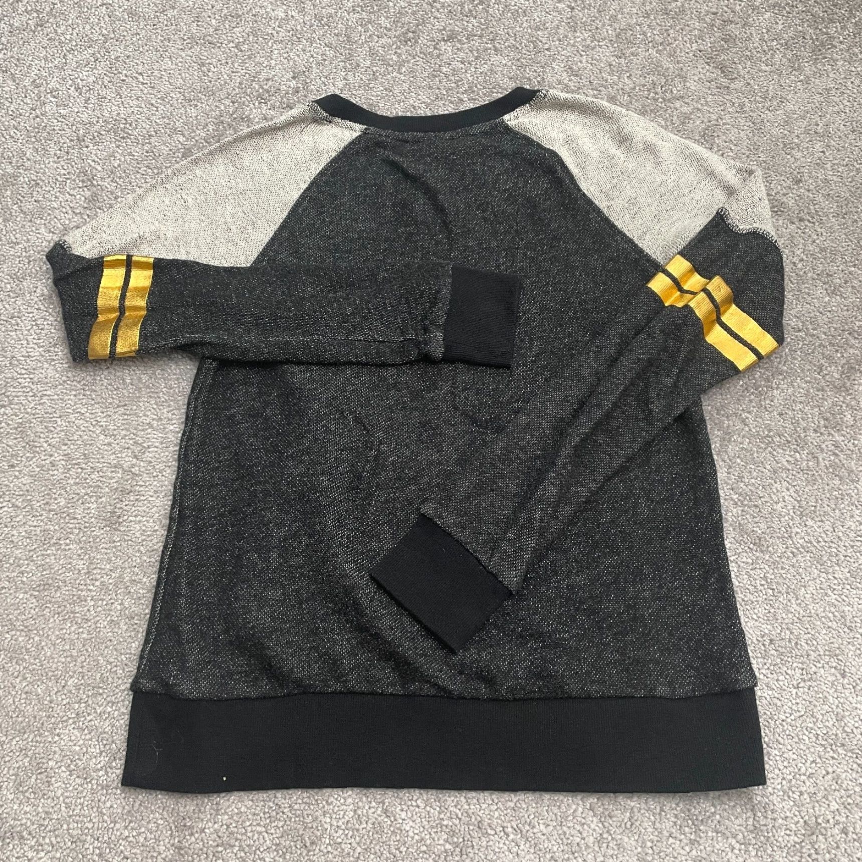 Disney Disney Parks Vintage Minnie Mouse Sweatshirt Womens S Black Gray Gold Casual Size S / US 4 / IT 40 - 2 Thumbnail