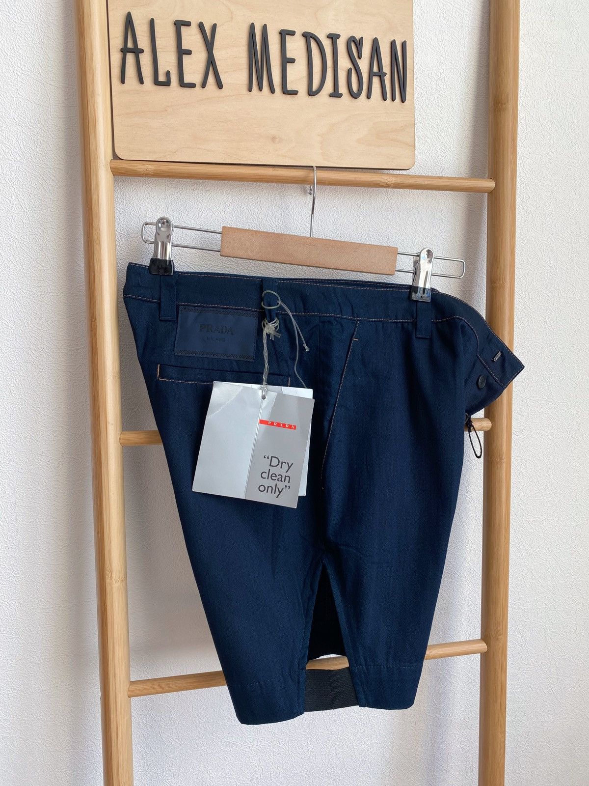 Prada New Prada Shorts Size 25 Size 25" / US 0 / IT 36 - 22 Thumbnail