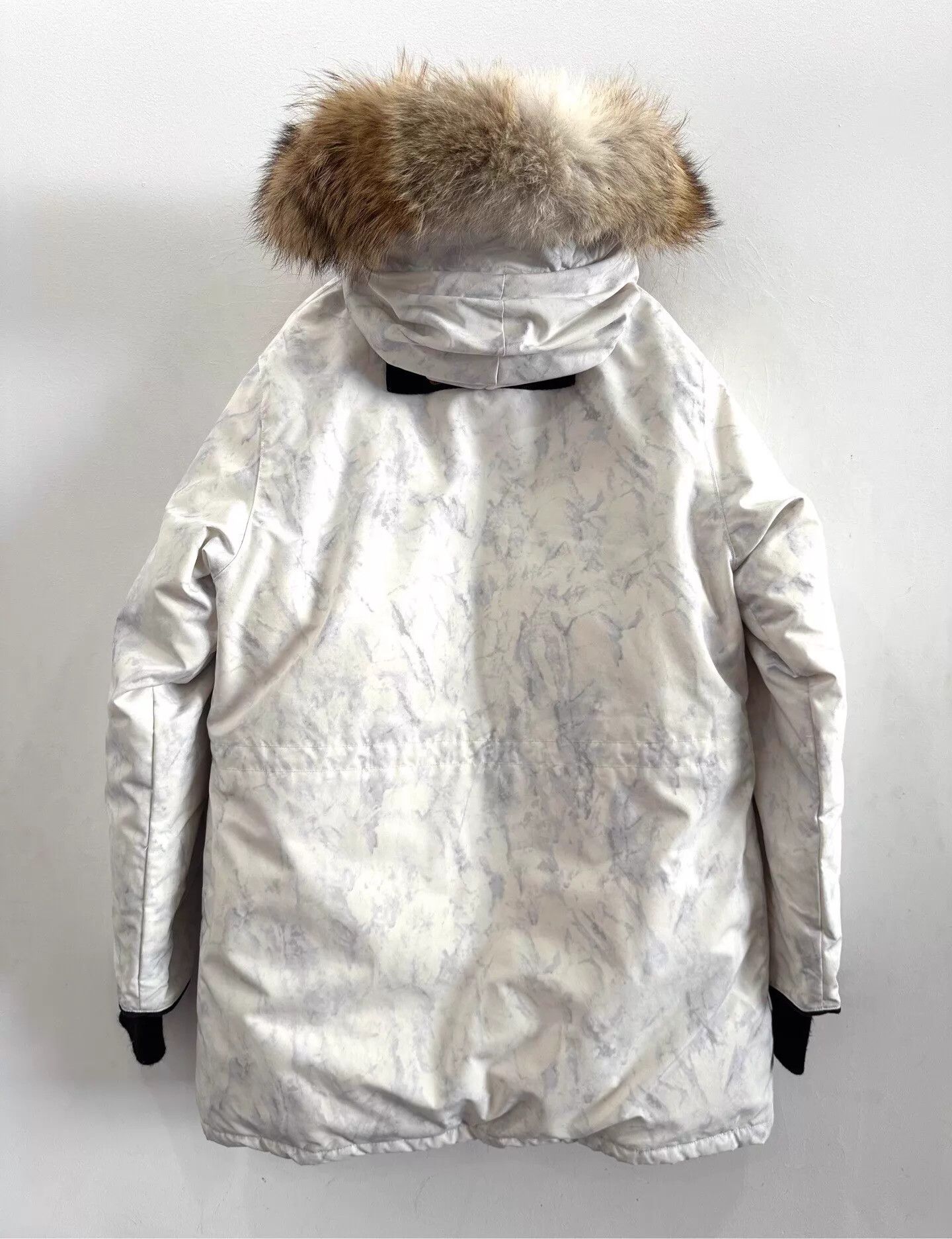 Canada Goose Canada Goose Expedition women's white down parka L logo Size L / US 10 / IT 46 - 3 Thumbnail