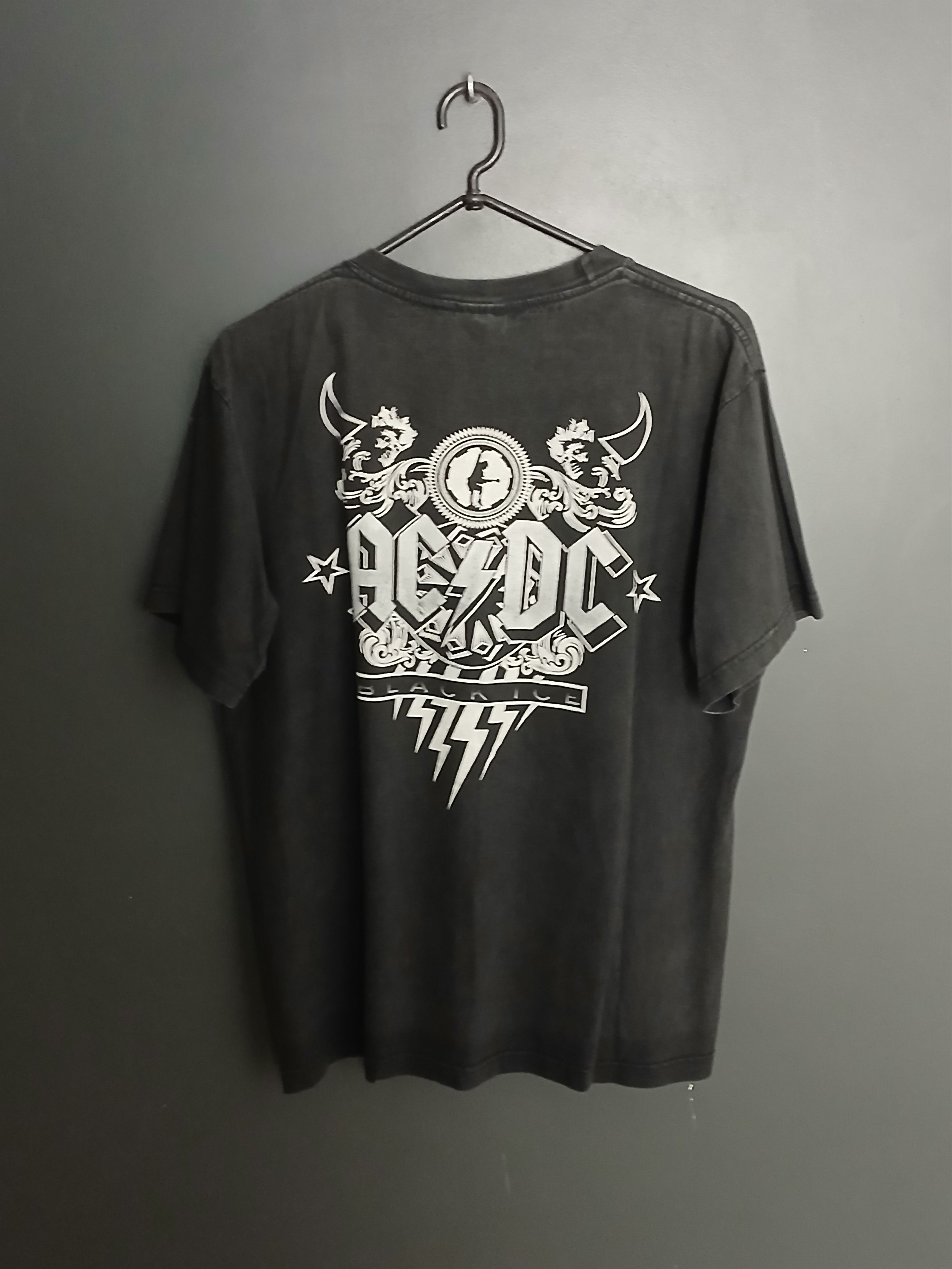 AC/DC × Band Tees × Vintage Vintage AC/DC T-Shirt Size US L / EU 52-54 / 3 - 2 Thumbnail